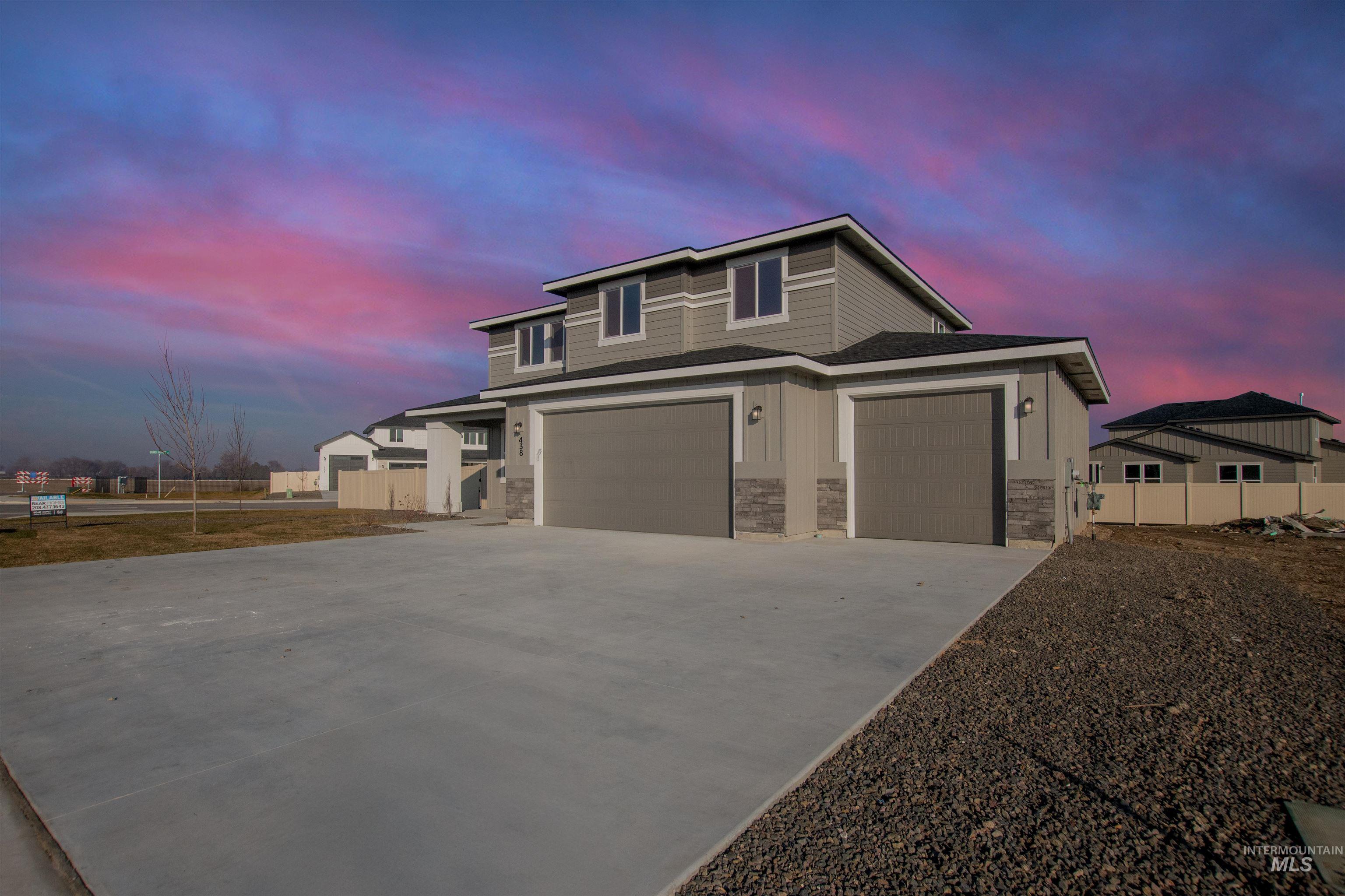 438 Linden St, New Plymouth, Idaho 83655, 5 Bedrooms, 2.5 Bathrooms, Residential For Sale, Price $465,000,MLS 98966987