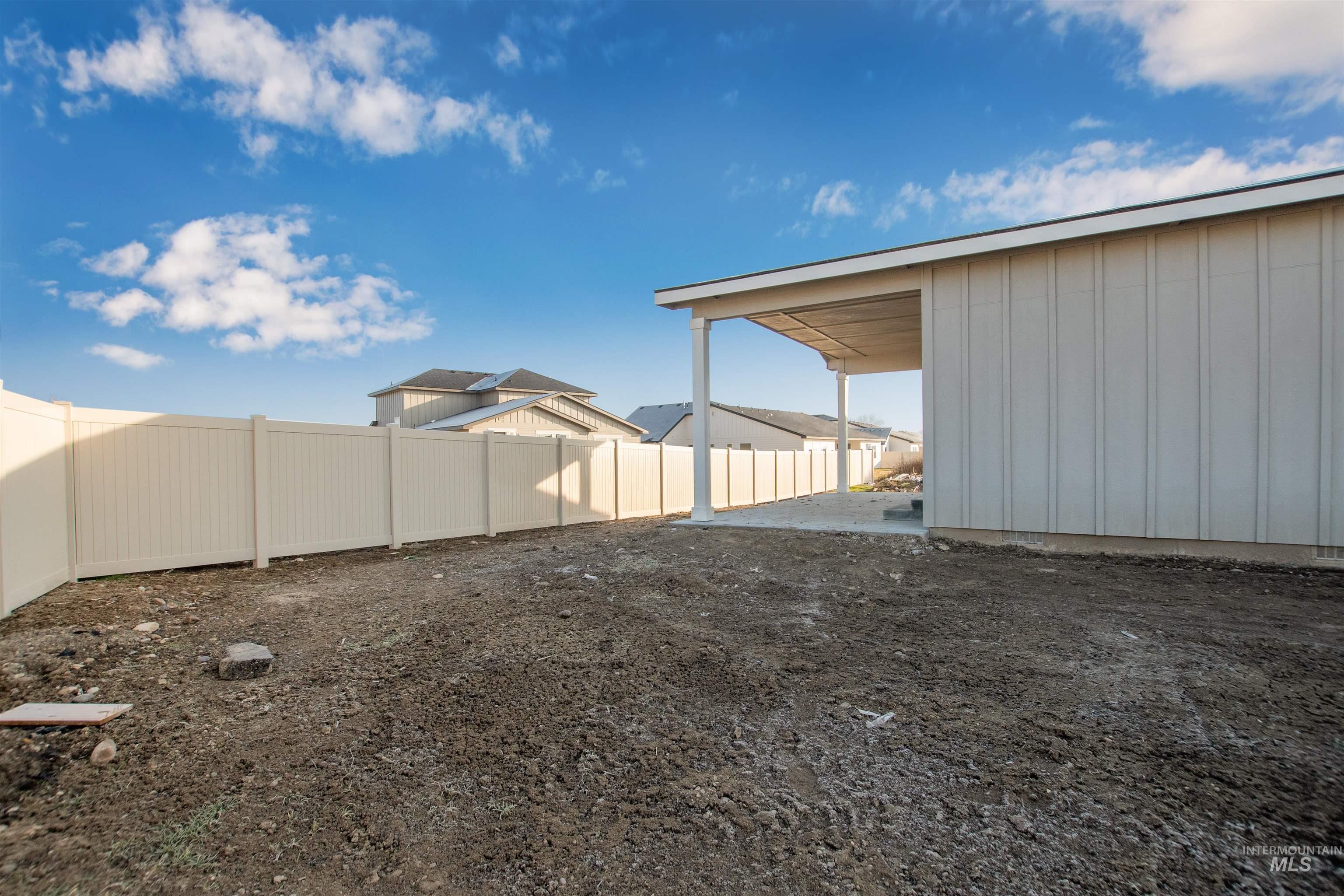 438 Linden St, New Plymouth, Idaho 83655, 5 Bedrooms, 2.5 Bathrooms, Residential For Sale, Price $465,000,MLS 98966987