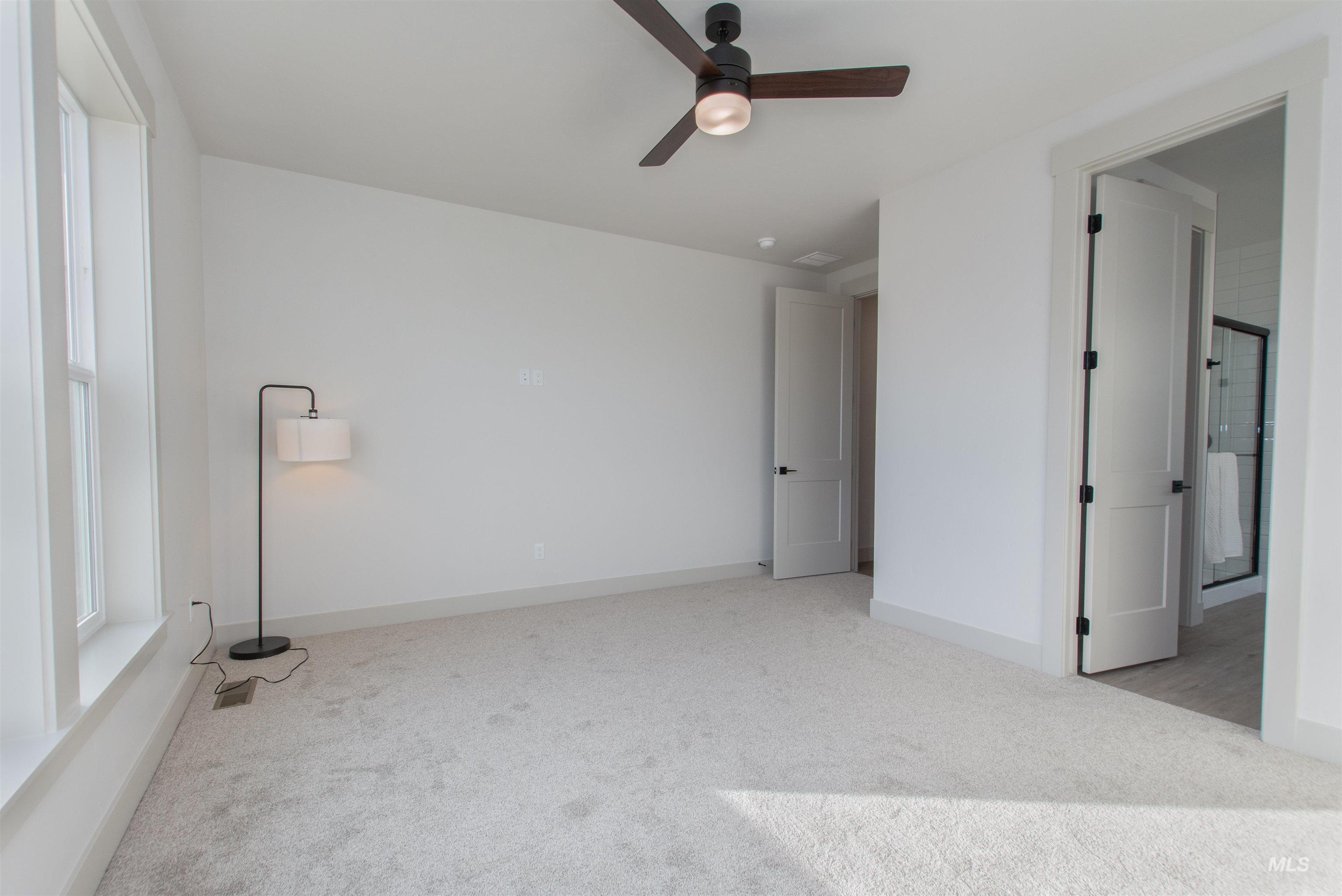 513 Grand Harvest Ave, New Plymouth, Idaho 83655, 5 Bedrooms, 2.5 Bathrooms, Residential For Sale, Price $509,000,MLS 98966993