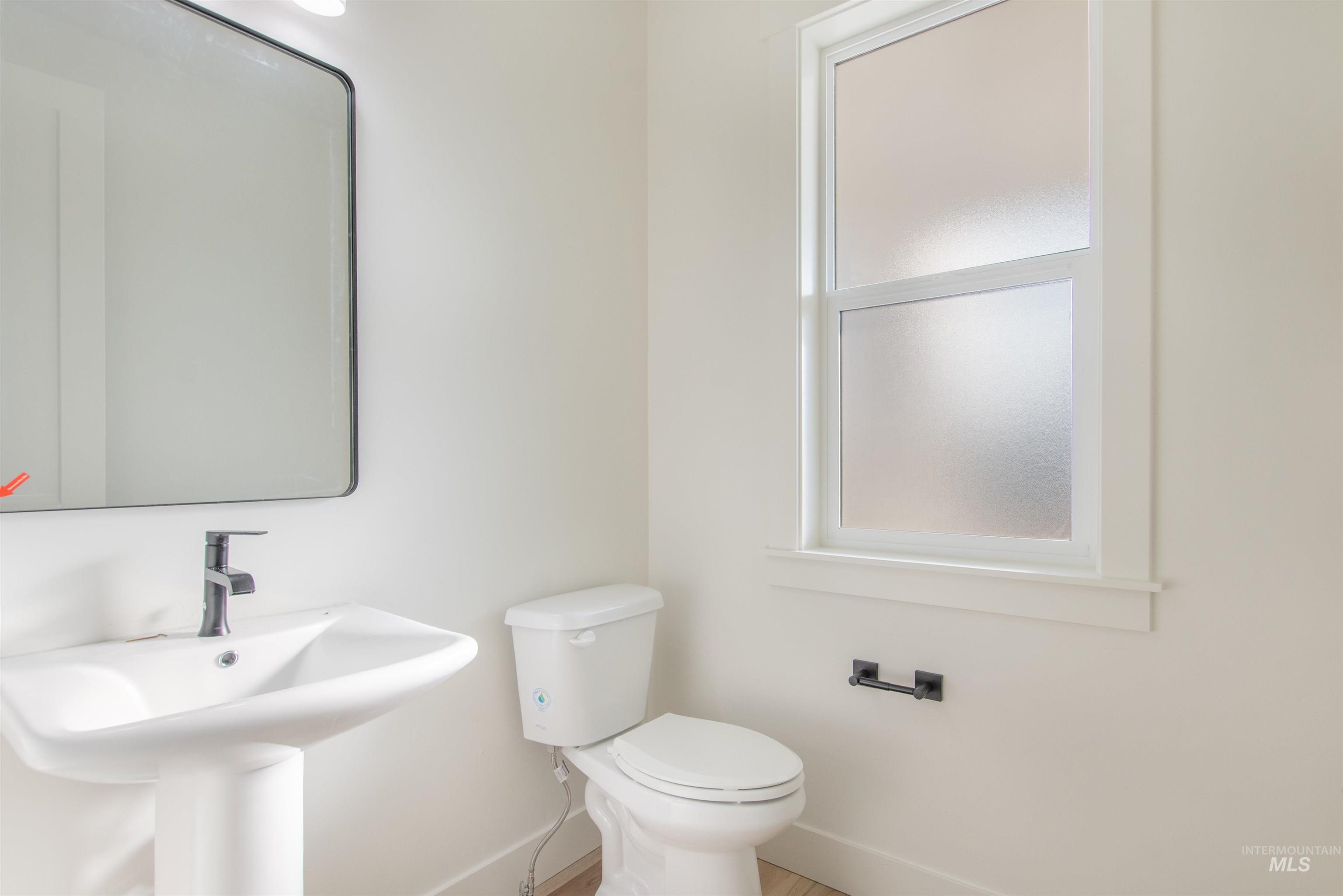 513 Grand Harvest Ave, New Plymouth, Idaho 83655, 5 Bedrooms, 2.5 Bathrooms, Residential For Sale, Price $509,000, 98966993