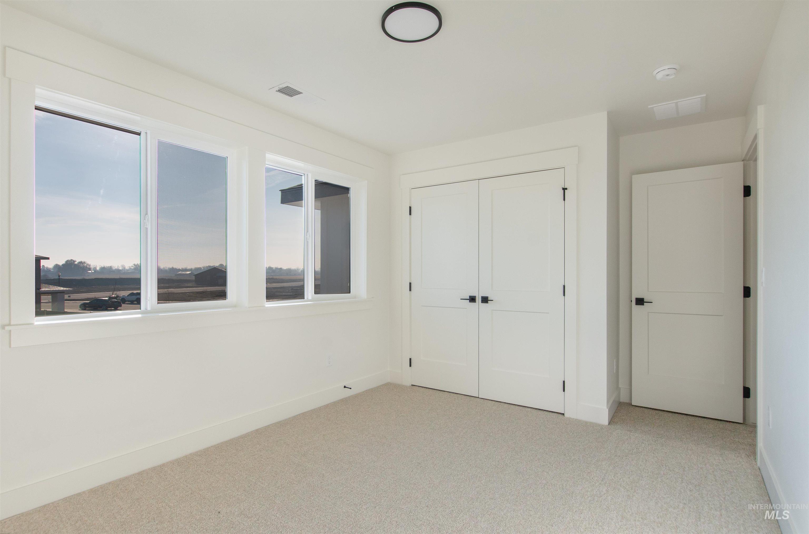 513 Grand Harvest Ave, New Plymouth, Idaho 83655, 5 Bedrooms, 2.5 Bathrooms, Residential For Sale, Price $509,000, 98966993