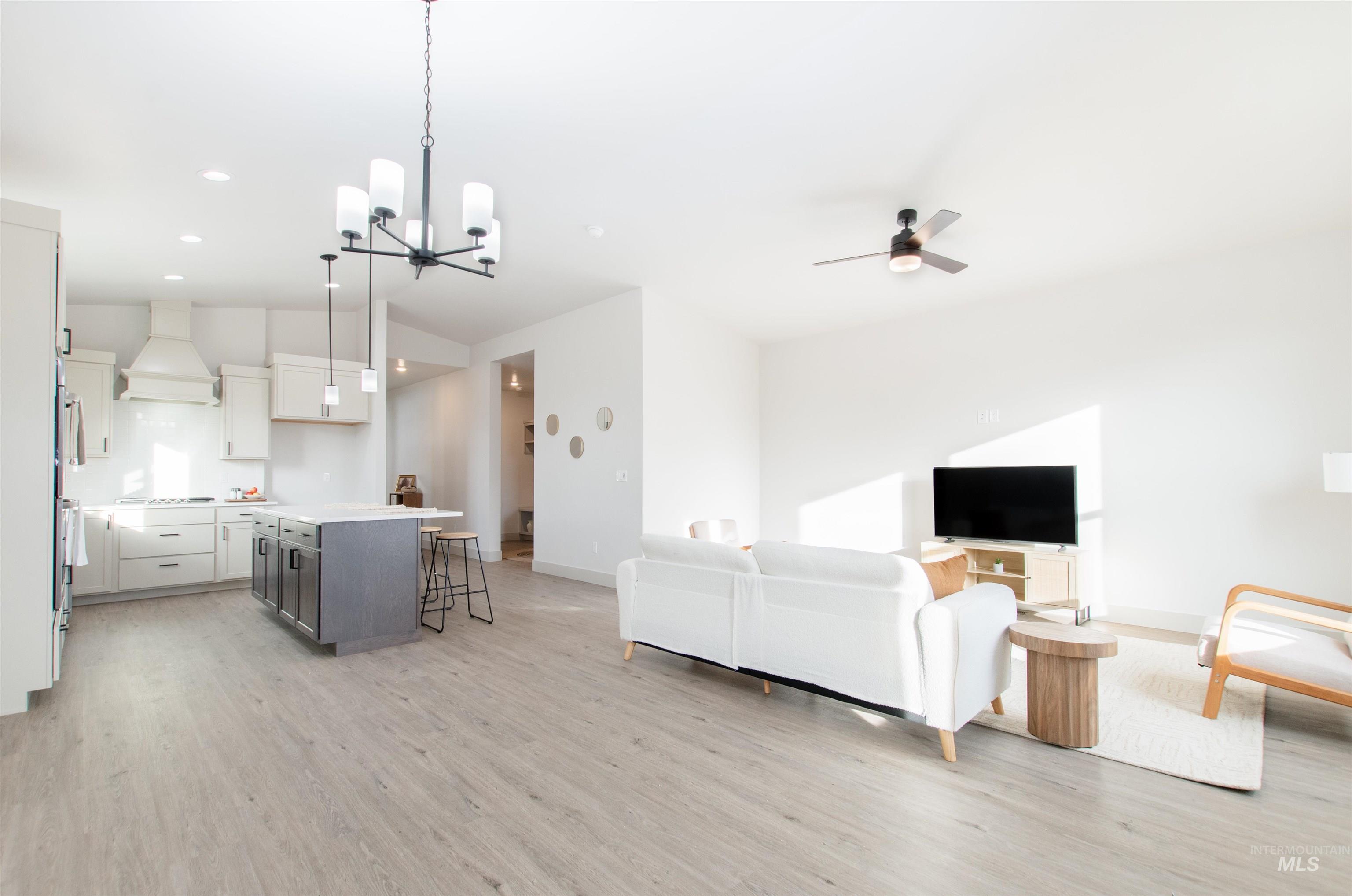 513 Grand Harvest Ave, New Plymouth, Idaho 83655, 5 Bedrooms, 2.5 Bathrooms, Residential For Sale, Price $509,000,MLS 98966993