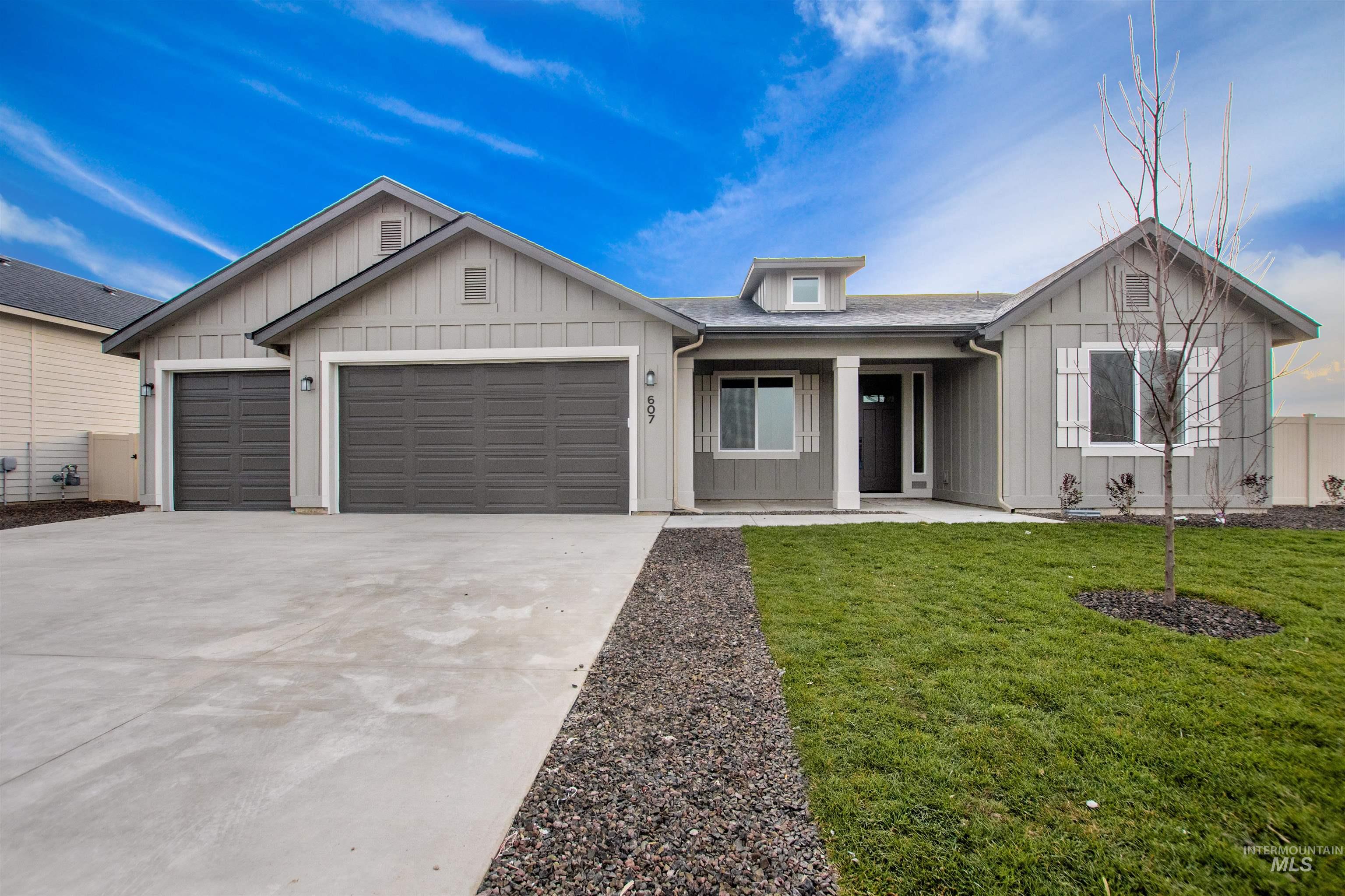607 Grand Harvest Avenue, New Plymouth, Idaho 83655, 4 Bedrooms, 2.5 Bathrooms, Residential For Sale, Price $480,000,MLS 98967006