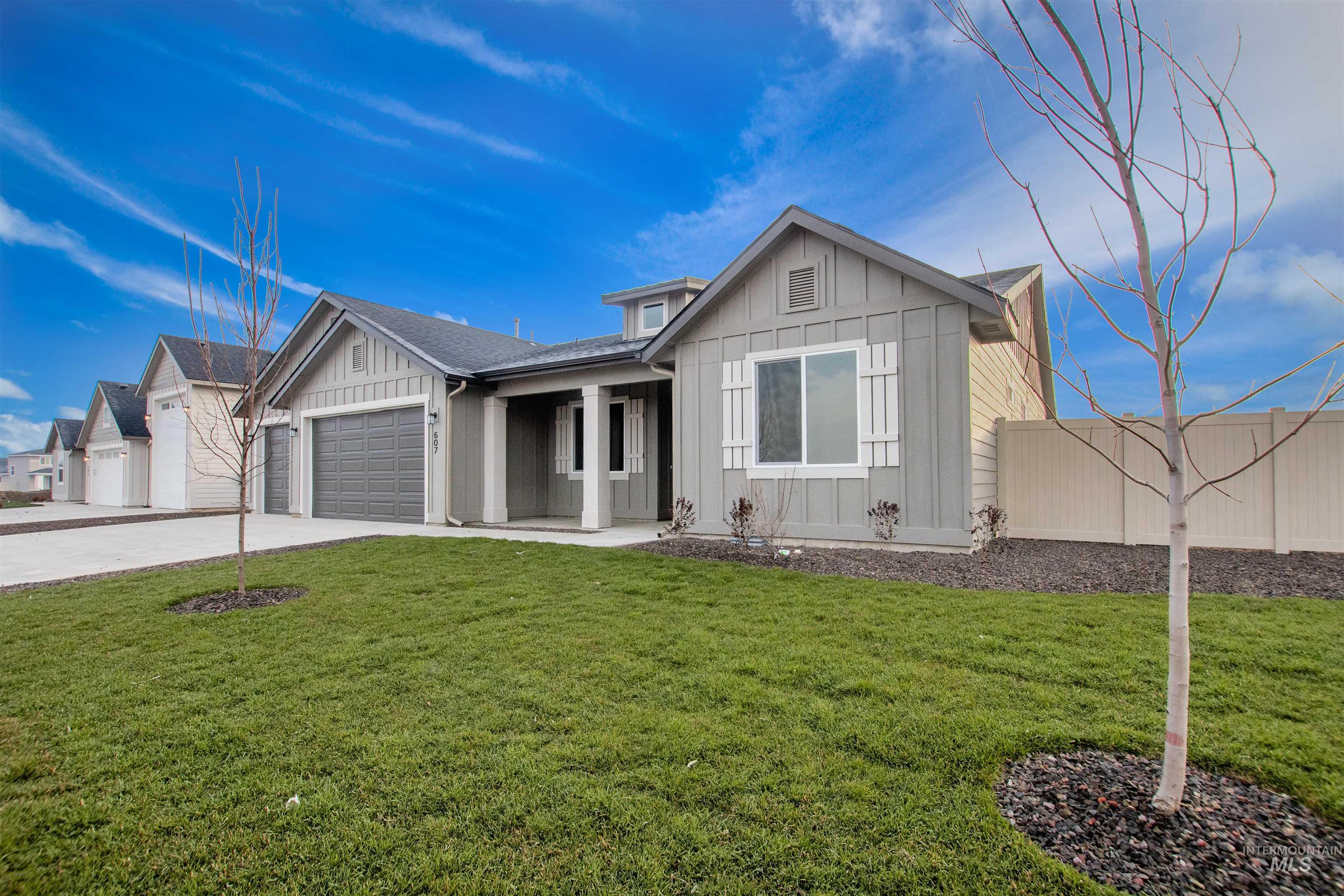 607 Grand Harvest Avenue, New Plymouth, Idaho 83655, 4 Bedrooms, 2.5 Bathrooms, Residential For Sale, Price $480,000,MLS 98967006