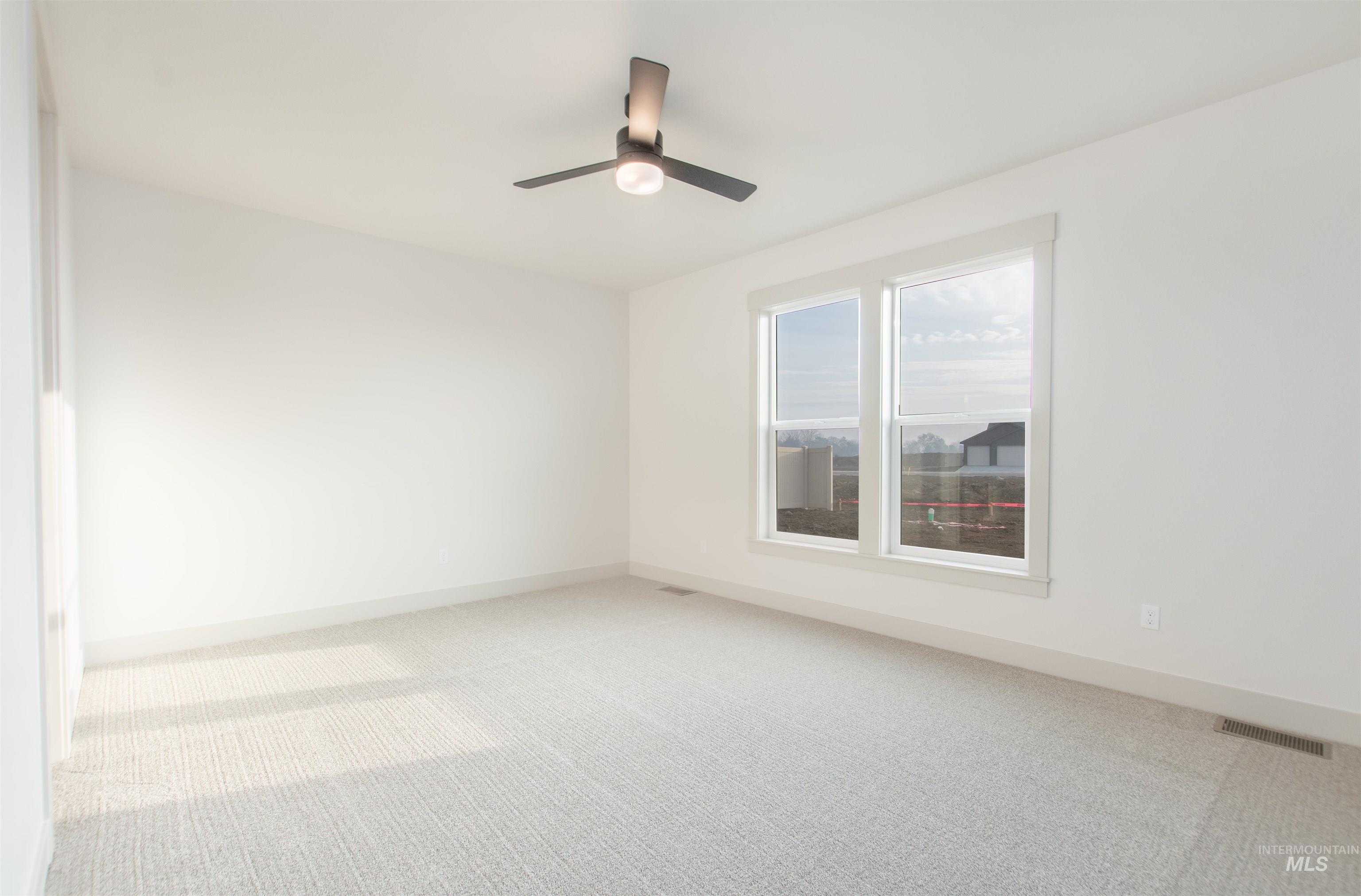 607 Grand Harvest Avenue, New Plymouth, Idaho 83655, 4 Bedrooms, 2.5 Bathrooms, Residential For Sale, Price $480,000,MLS 98967006