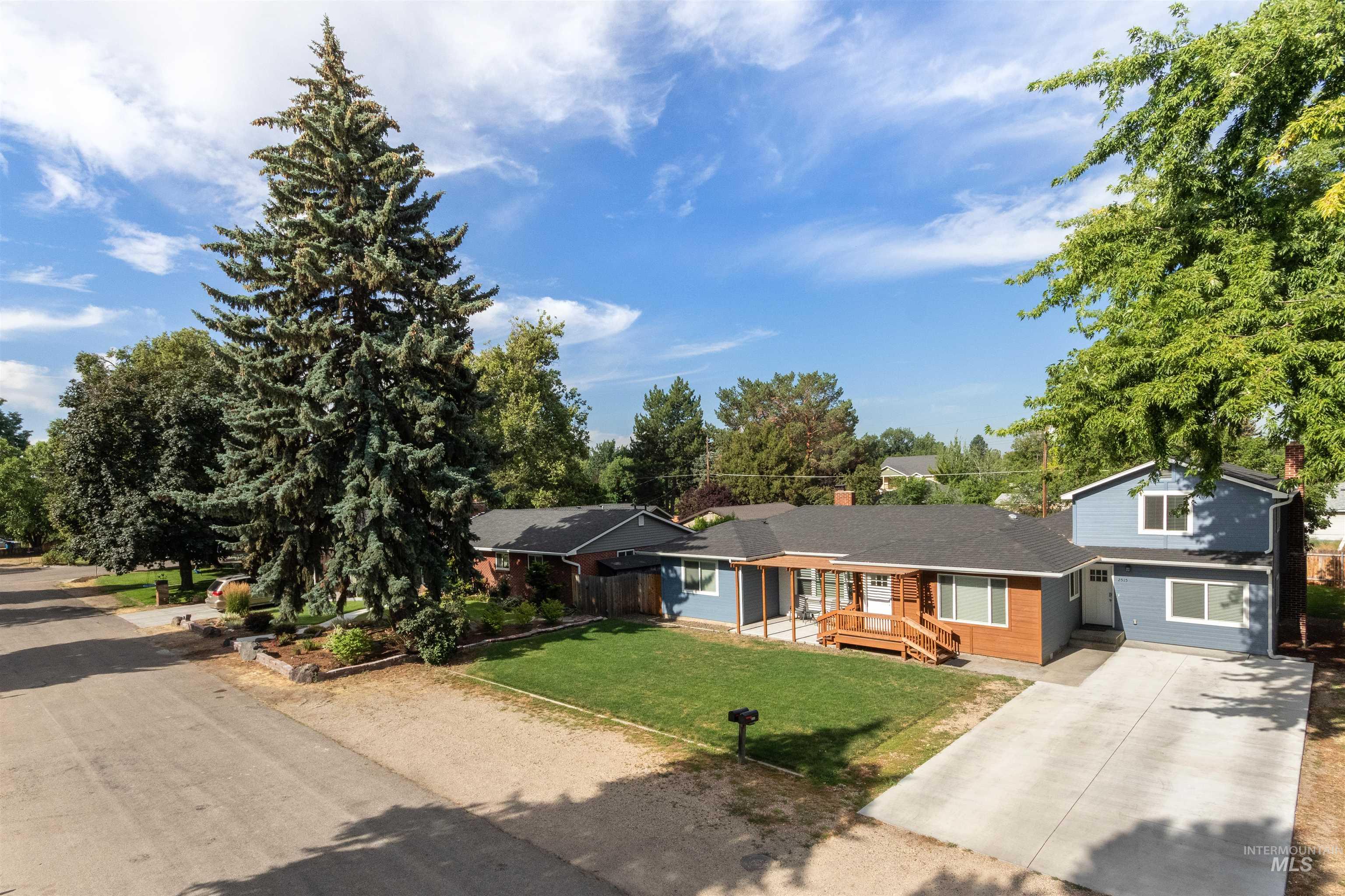 2513 N 31st, Boise, Idaho 83703, 3 Bedrooms, 2 Bathrooms, Residential Income For Sale, Price $870,000,MLS 98967007