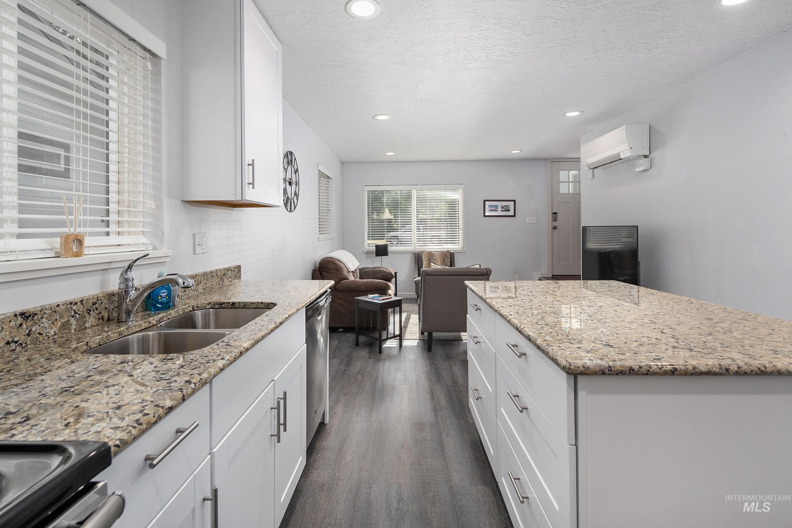 2513 N 31st, Boise, Idaho 83703, 3 Bedrooms, 2 Bathrooms, Residential Income For Sale, Price $870,000,MLS 98967007