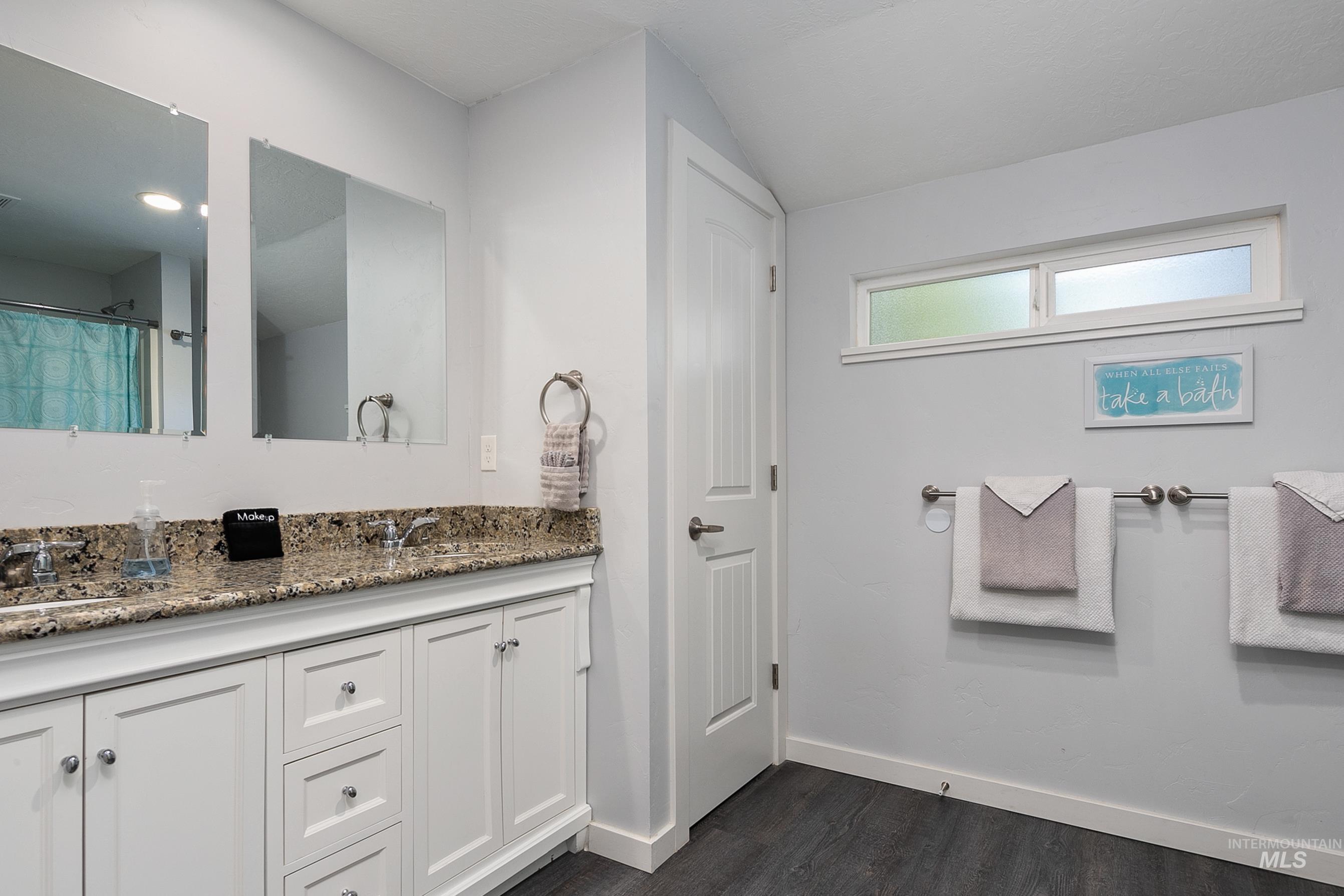 2513 N 31st, Boise, Idaho 83703, 3 Bedrooms, 2 Bathrooms, Residential Income For Sale, Price $870,000,MLS 98967007