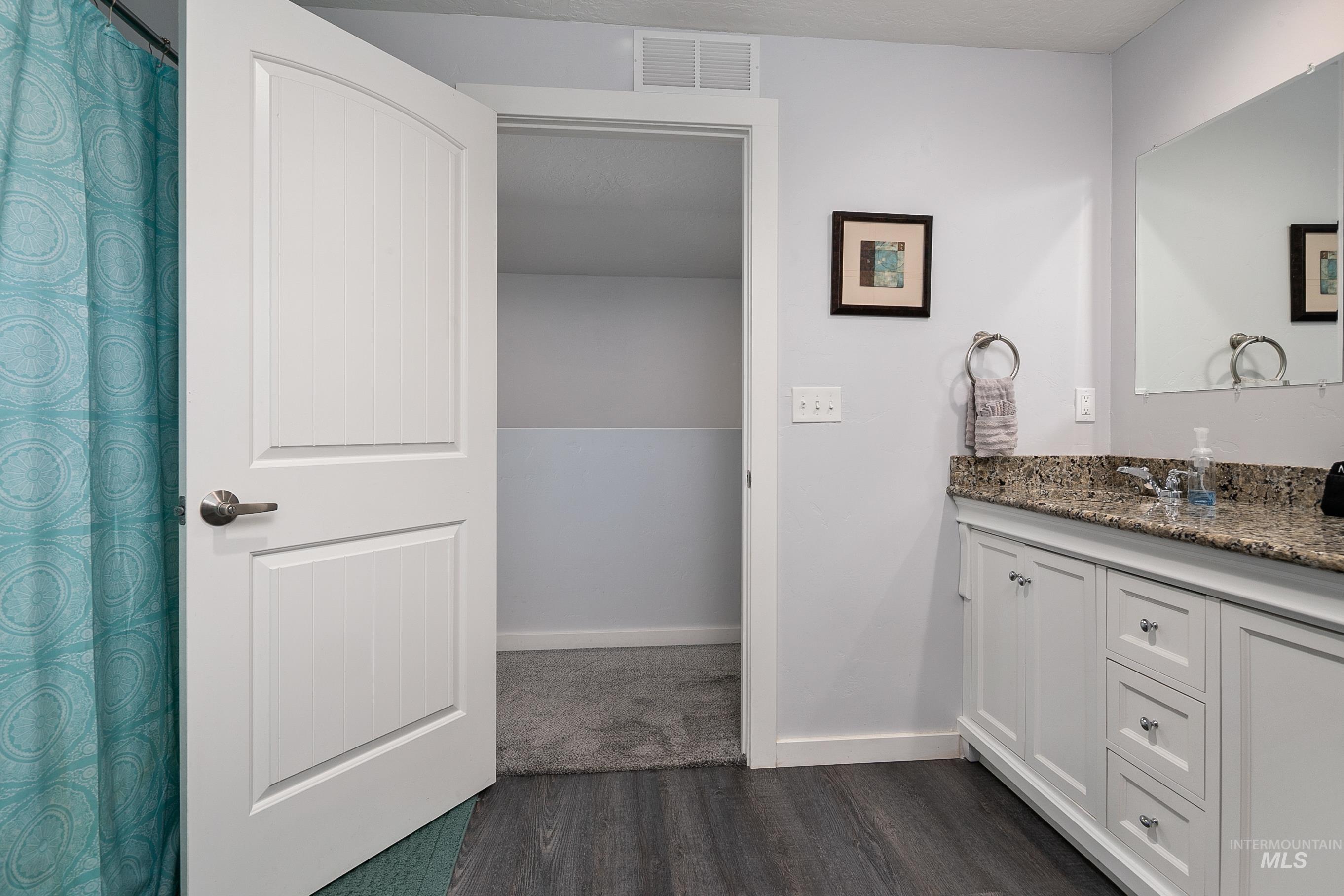 2513 N 31st, Boise, Idaho 83703, 3 Bedrooms, 2 Bathrooms, Residential Income For Sale, Price $870,000,MLS 98967007