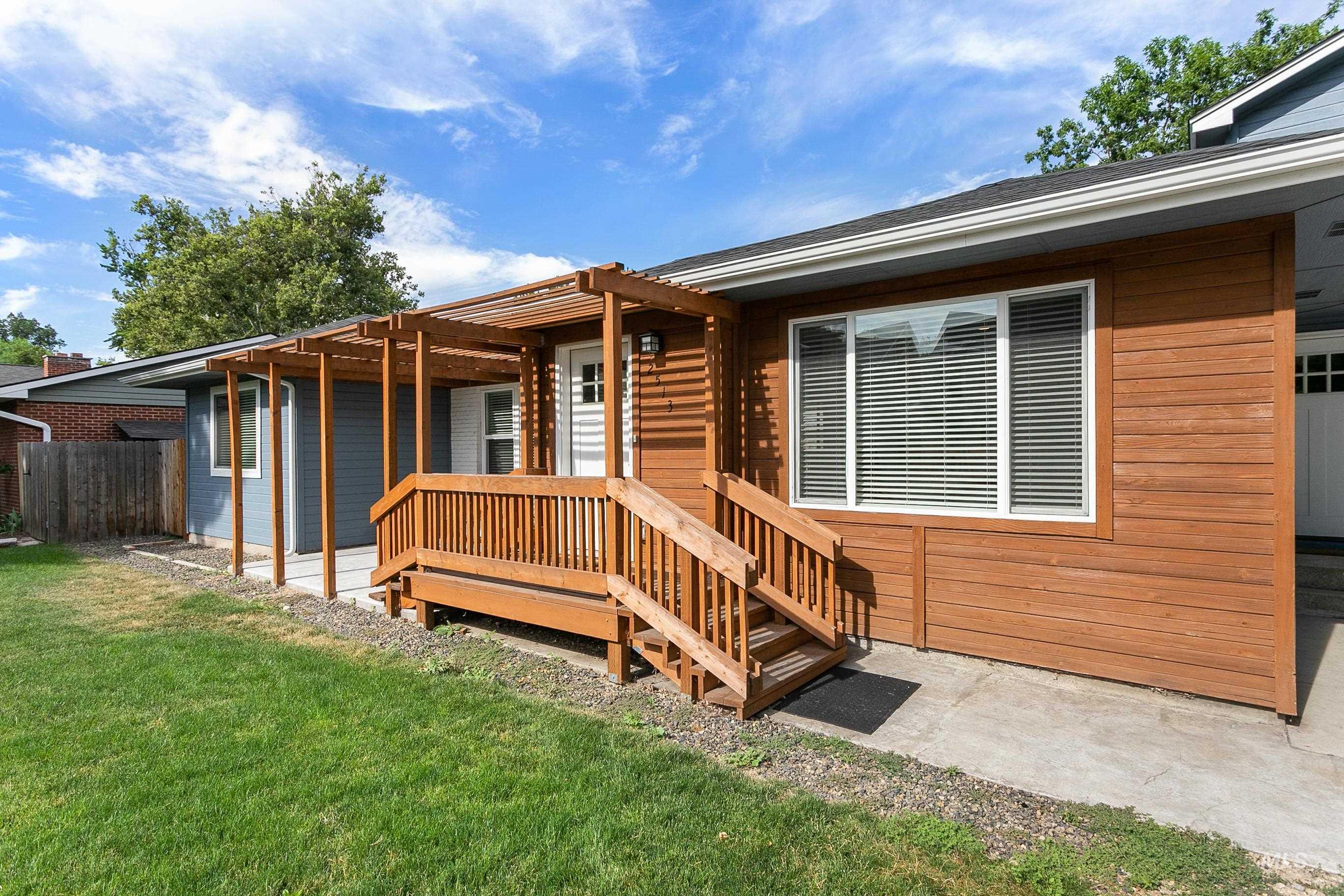 2513 N 31st, Boise, Idaho 83703, 3 Bedrooms, 2 Bathrooms, Residential Income For Sale, Price $870,000,MLS 98967007