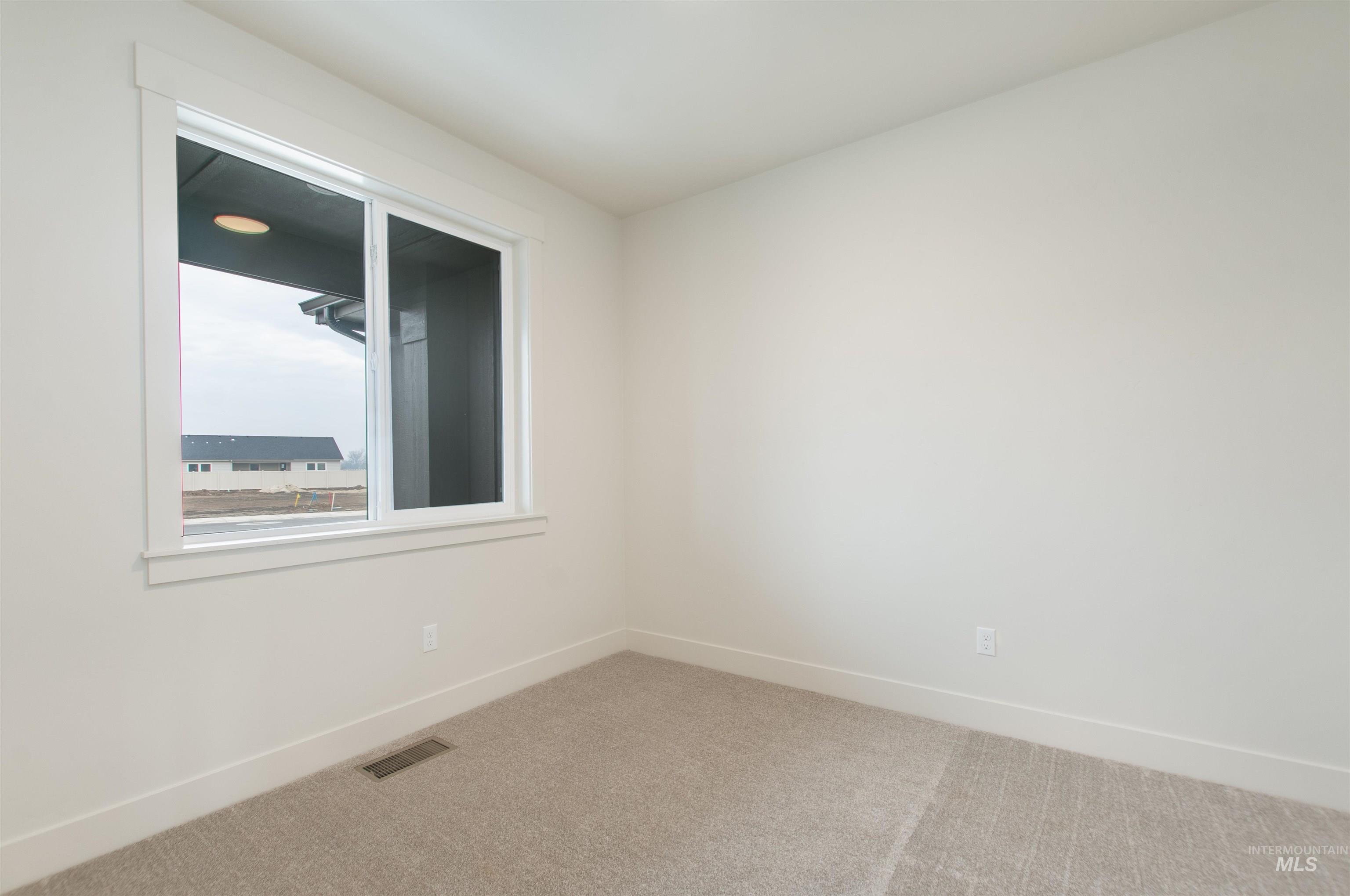 607 Fallen Leaf Ave, New Plymouth, Idaho 83655, 4 Bedrooms, 2.5 Bathrooms, Residential For Sale, Price $485,000,MLS 98967009