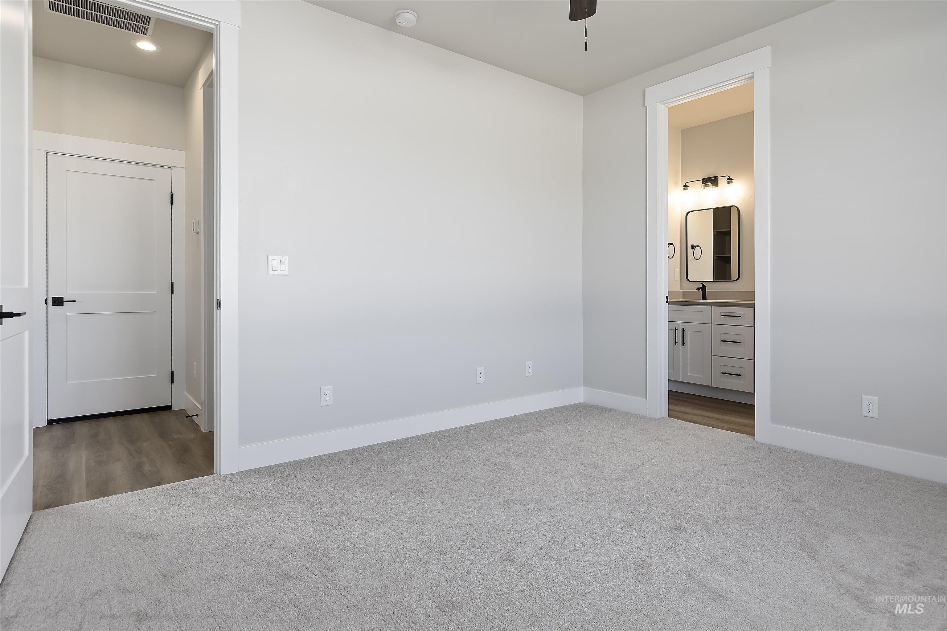 607 Fallen Leaf Ave, New Plymouth, Idaho 83655, 4 Bedrooms, 2.5 Bathrooms, Residential For Sale, Price $485,000,MLS 98967009