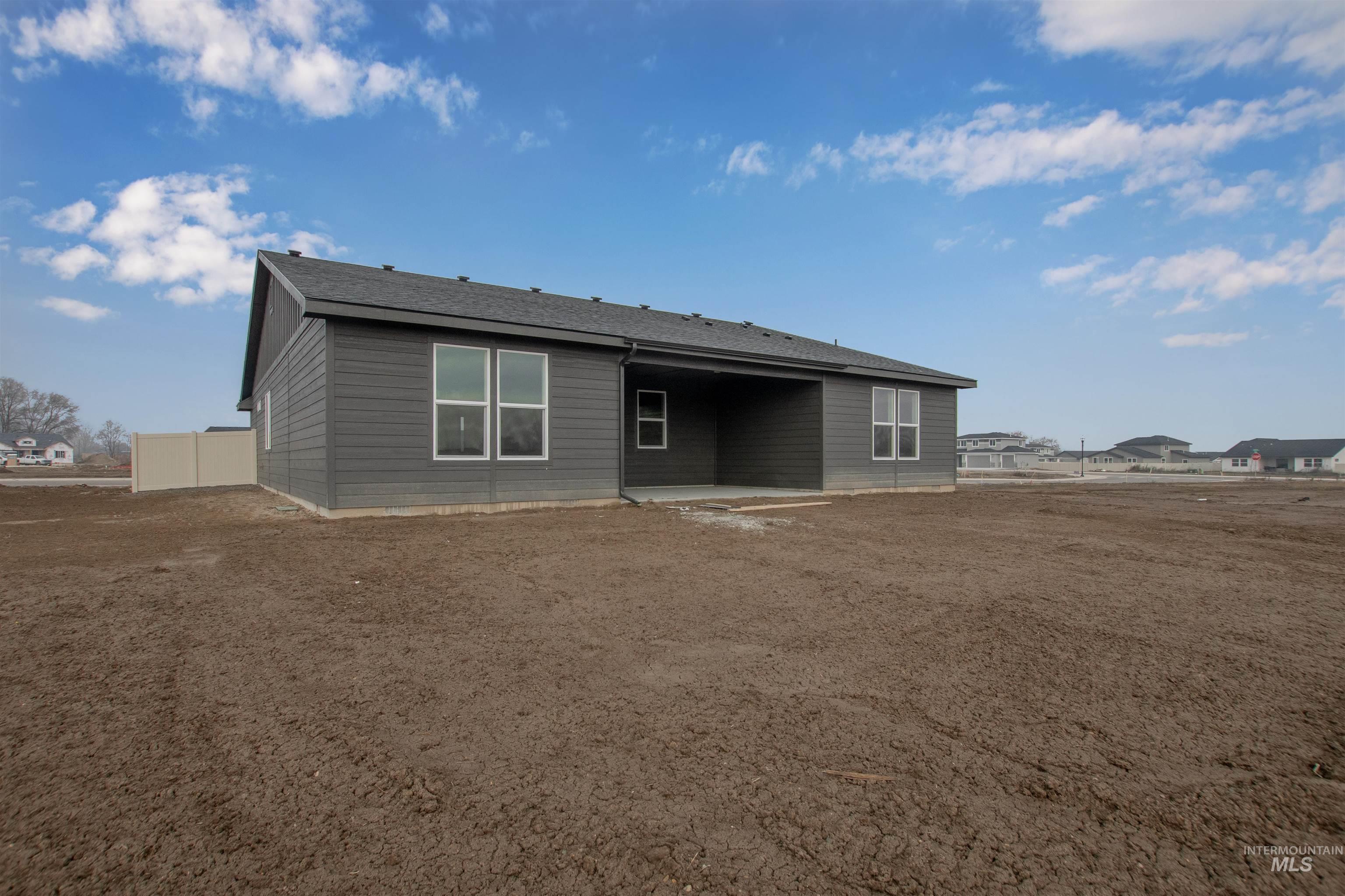 607 Fallen Leaf Ave, New Plymouth, Idaho 83655, 4 Bedrooms, 2.5 Bathrooms, Residential For Sale, Price $485,000,MLS 98967009