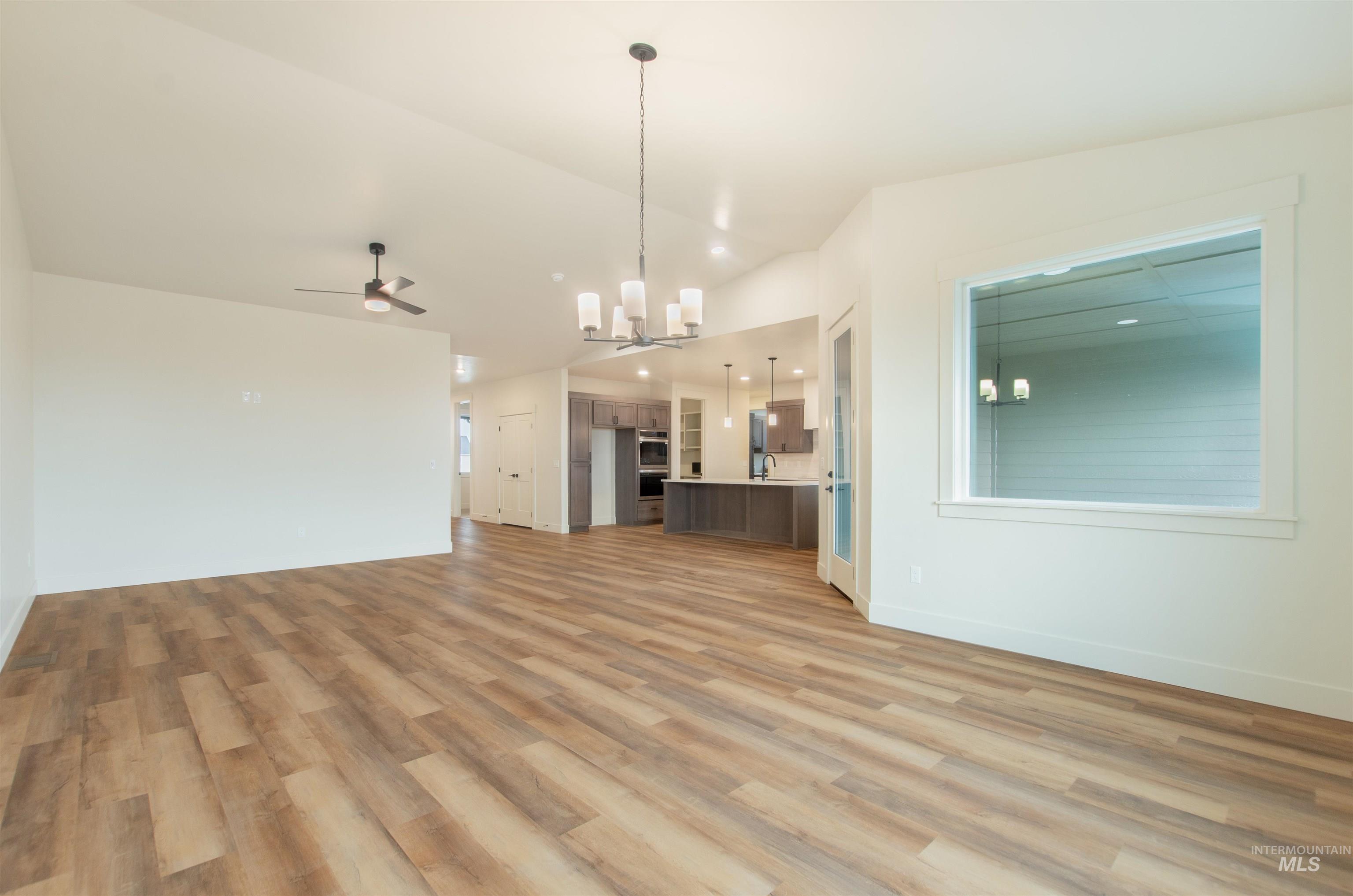 607 Fallen Leaf Ave, New Plymouth, Idaho 83655, 4 Bedrooms, 2.5 Bathrooms, Residential For Sale, Price $485,000,MLS 98967009