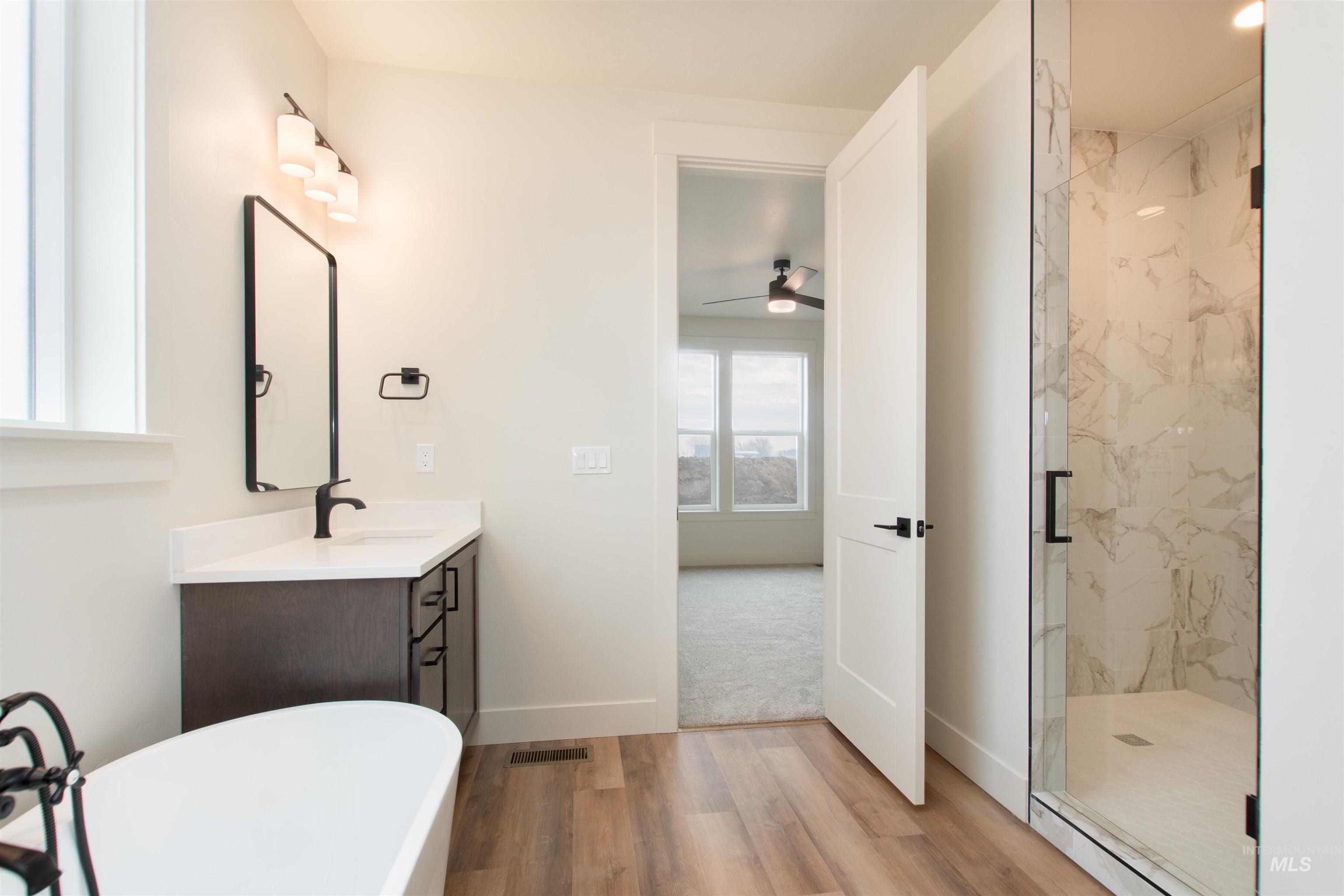 607 Fallen Leaf Ave, New Plymouth, Idaho 83655, 4 Bedrooms, 2.5 Bathrooms, Residential For Sale, Price $485,000,MLS 98967009