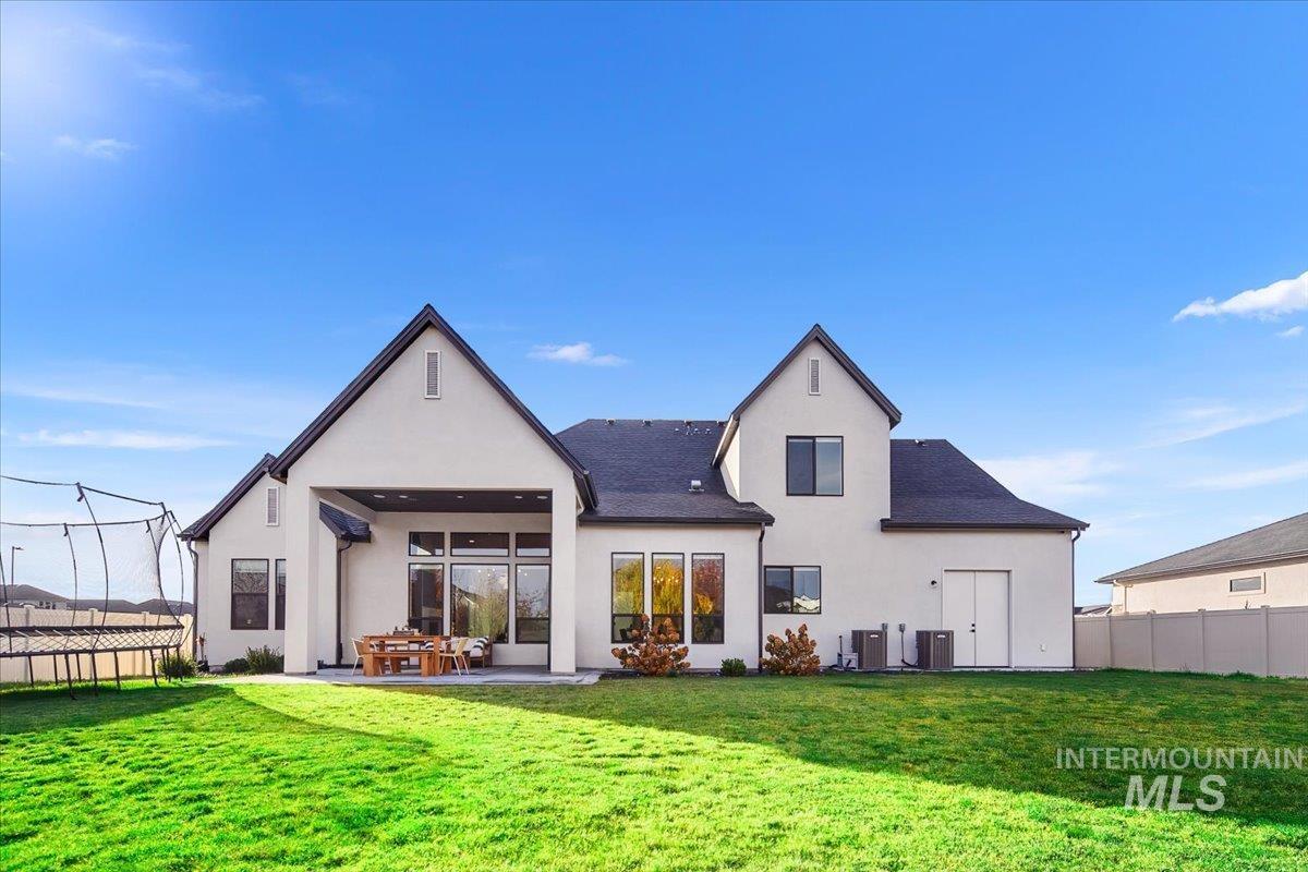 2546 N Heirloom Ave, Eagle, Idaho 83616, 5 Bedrooms, 4 Bathrooms, Residential For Sale, Price $1,399,888,MLS 98967024