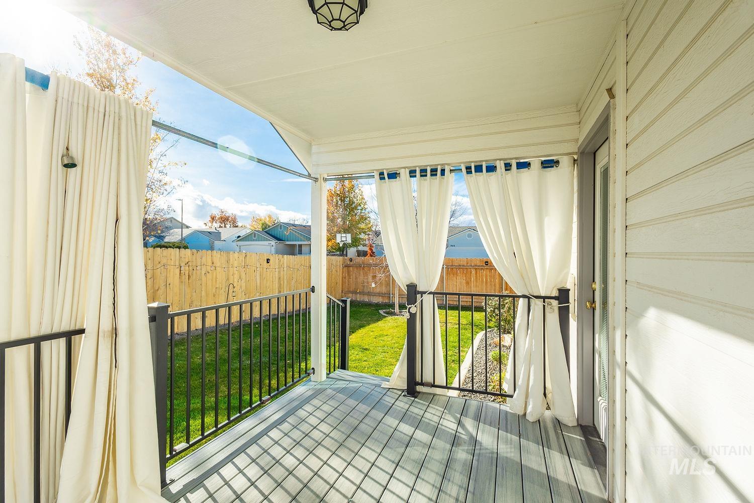 823 Royal St, Caldwell, Idaho 83605, 3 Bedrooms, 2 Bathrooms, Residential For Sale, Price $395,000,MLS 98967030