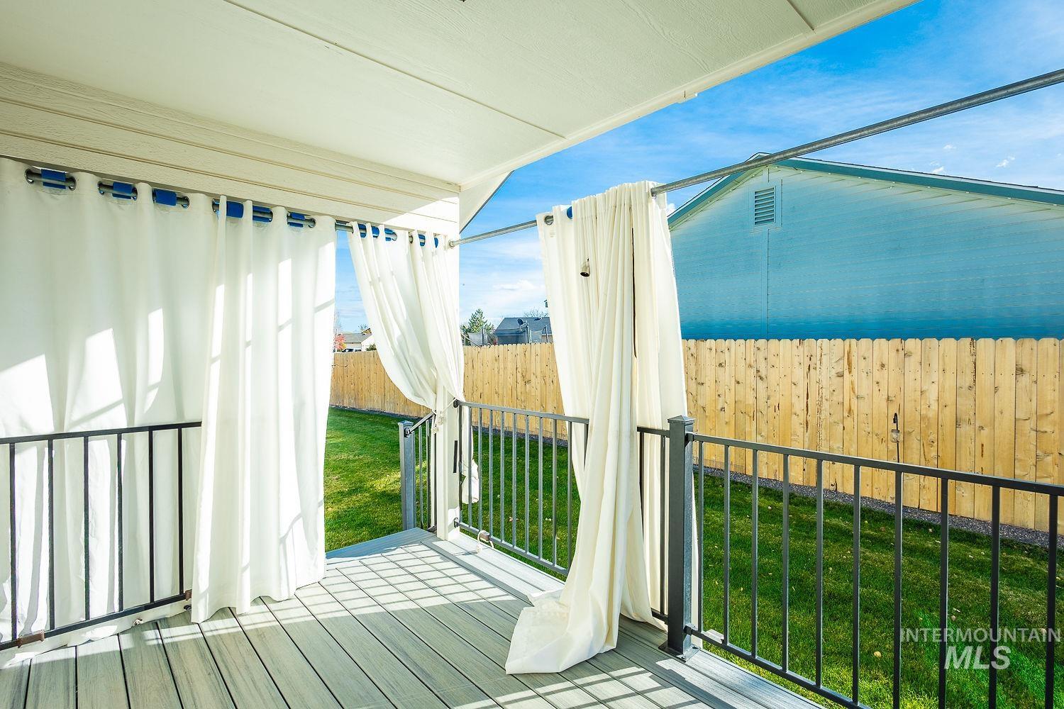 823 Royal St, Caldwell, Idaho 83605, 3 Bedrooms, 2 Bathrooms, Residential For Sale, Price $395,000,MLS 98967030