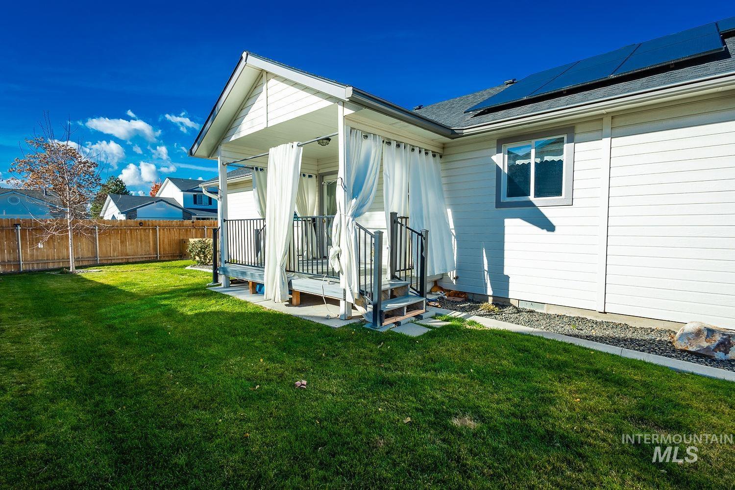 823 Royal St, Caldwell, Idaho 83605, 3 Bedrooms, 2 Bathrooms, Residential For Sale, Price $395,000,MLS 98967030