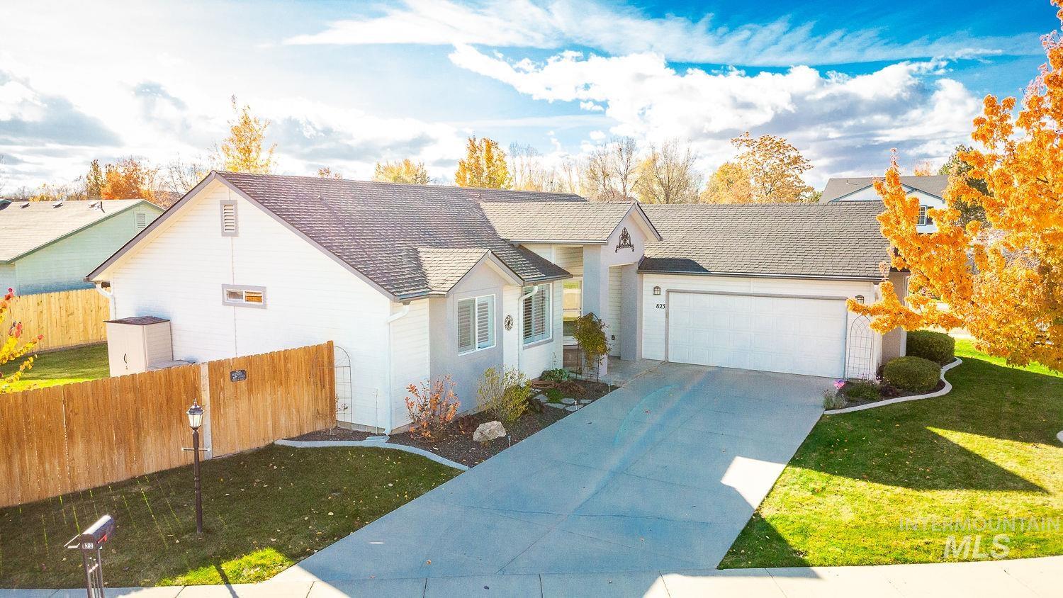 823 Royal St, Caldwell, Idaho 83605, 3 Bedrooms, 2 Bathrooms, Residential For Sale, Price $395,000,MLS 98967030