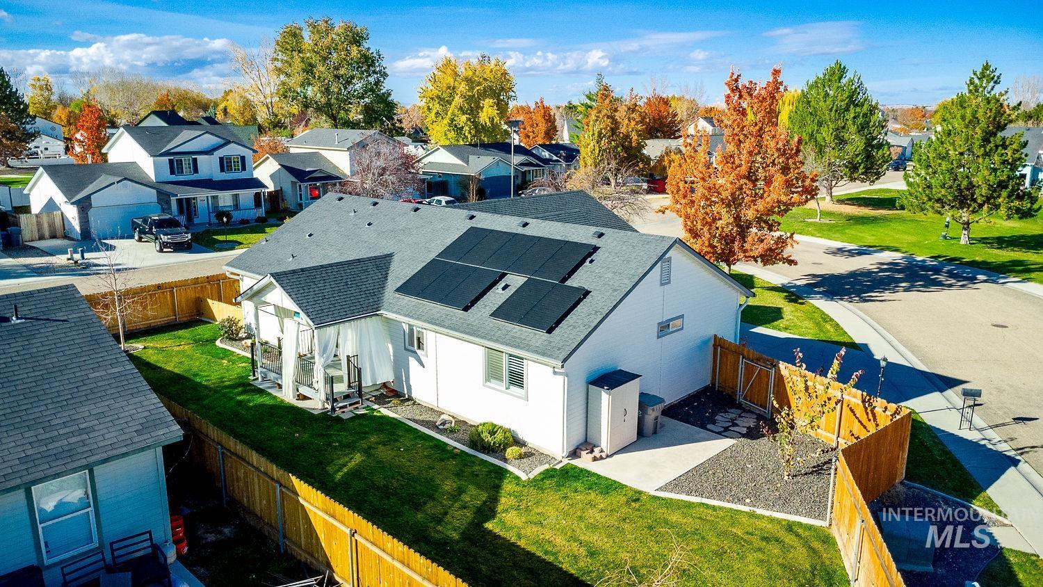 823 Royal St, Caldwell, Idaho 83605, 3 Bedrooms, 2 Bathrooms, Residential For Sale, Price $395,000,MLS 98967030