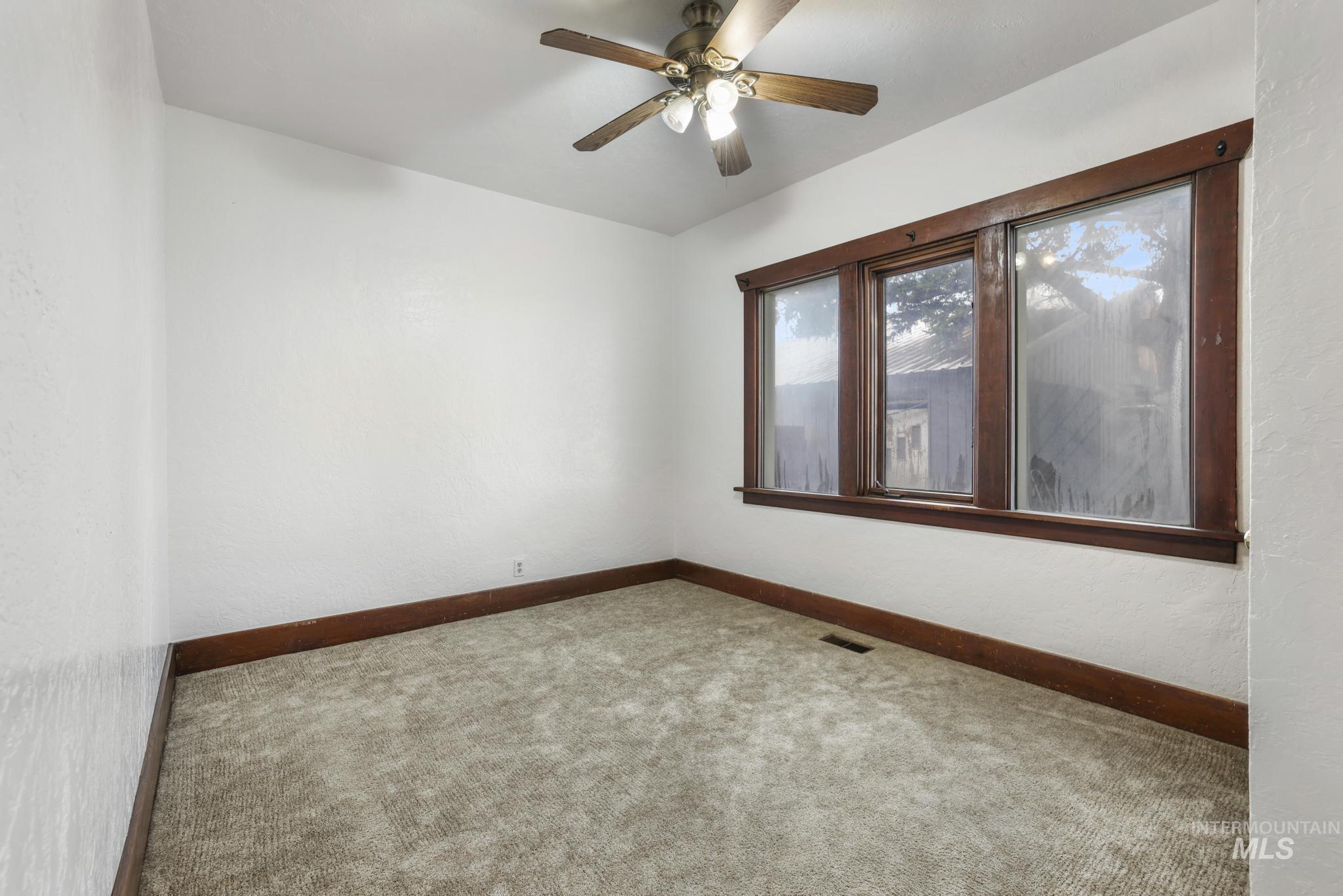 476 E 200 S, Jerome, Idaho 83338, 3 Bedrooms, 2 Bathrooms, Residential For Sale, Price $550,000,MLS 98967034