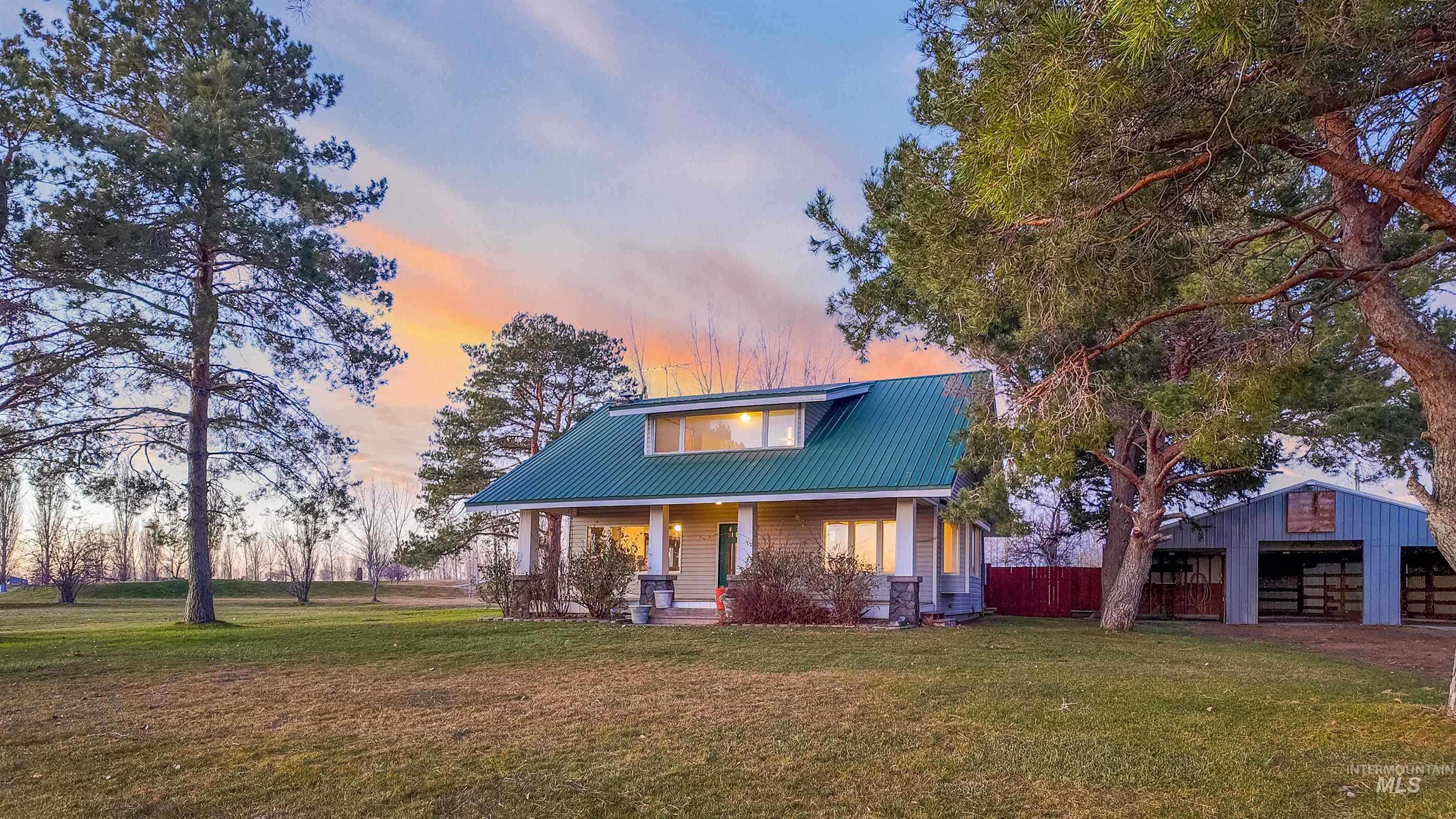 476 E 200 S, Jerome, Idaho 83338, 3 Bedrooms, 2 Bathrooms, Residential For Sale, Price $550,000,MLS 98967034