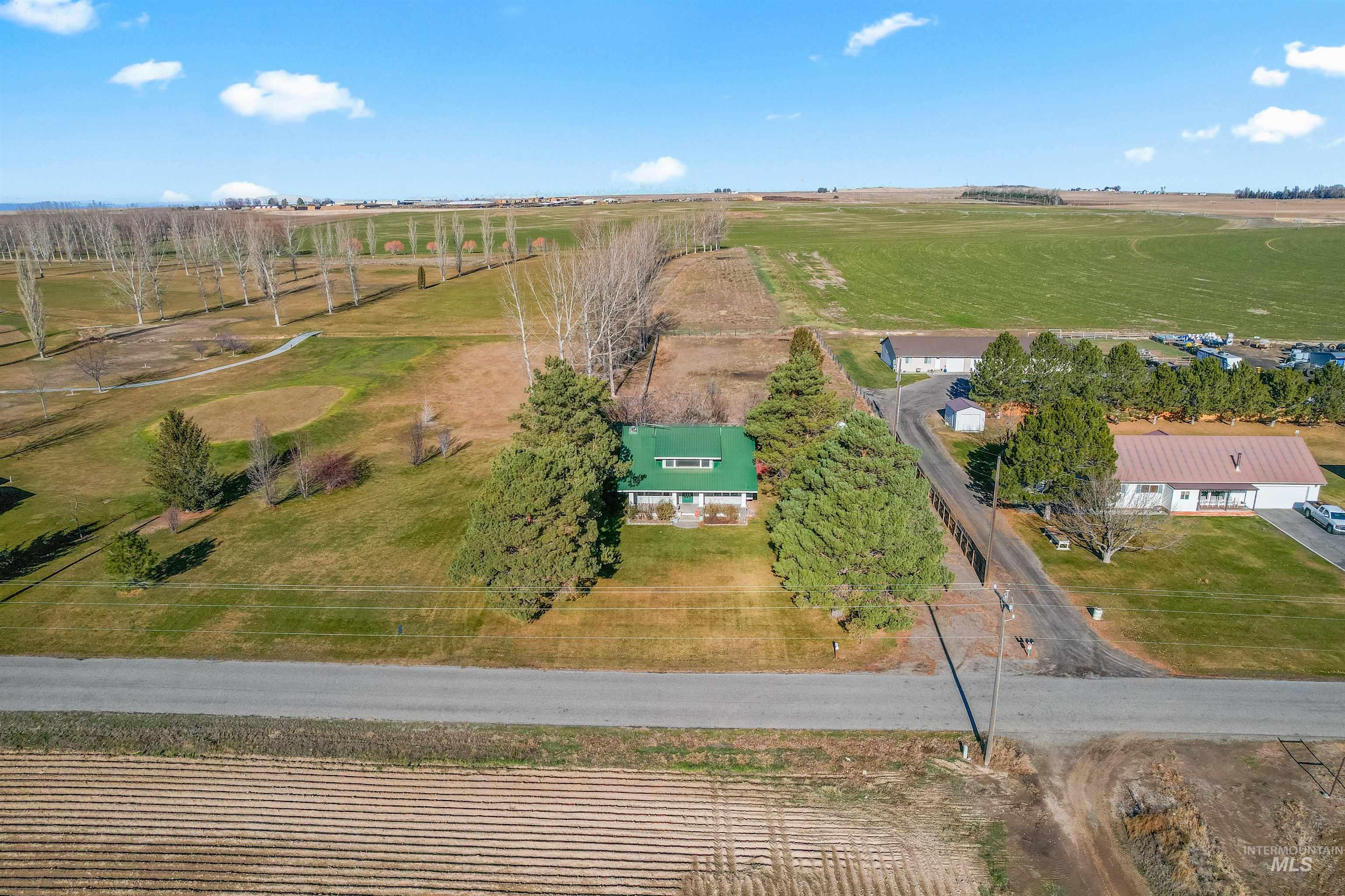 476 E 200 S, Jerome, Idaho 83338, 3 Bedrooms, 2 Bathrooms, Residential For Sale, Price $550,000,MLS 98967034