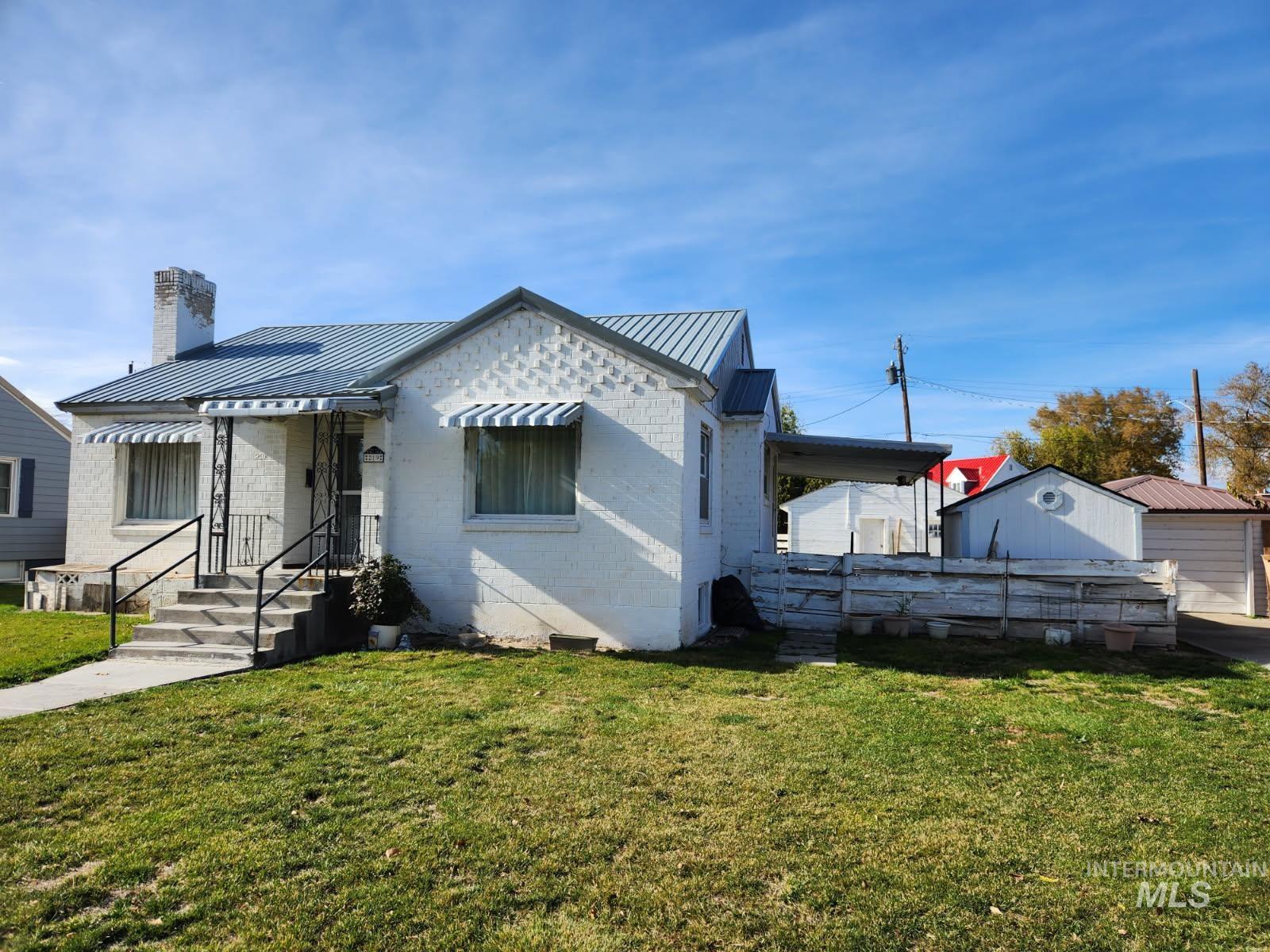 219 S 7th St, Nyssa, Oregon 97913, 4 Bedrooms, 2 Bathrooms, Residential For Sale, Price $239,000,MLS 98967036