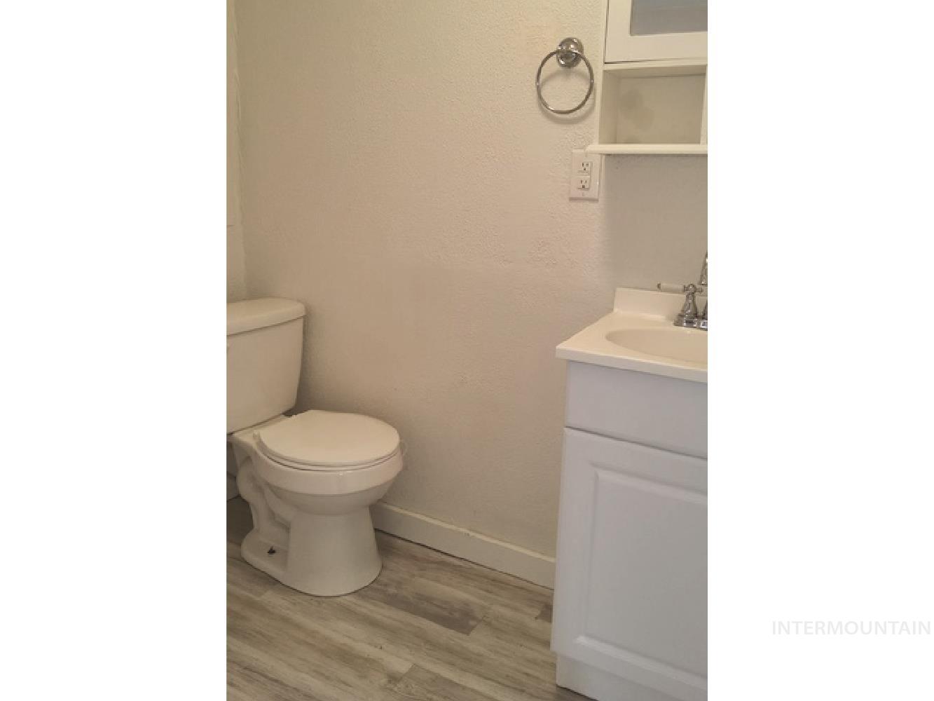 3377 W Nez Perce St, Boise, Idaho 83705, 2 Bedrooms, 1 Bathroom, Residential Income For Sale, Price $459,900,MLS 98967041