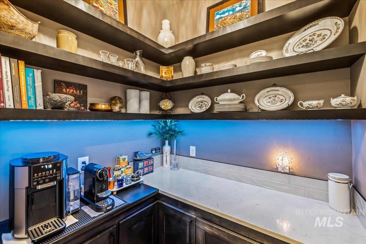 1950 E Lone Shore Lane, Eagle, Idaho 83616, 3 Bedrooms, 2.5 Bathrooms, Residential For Sale, Price $2,079,988,MLS 98967043