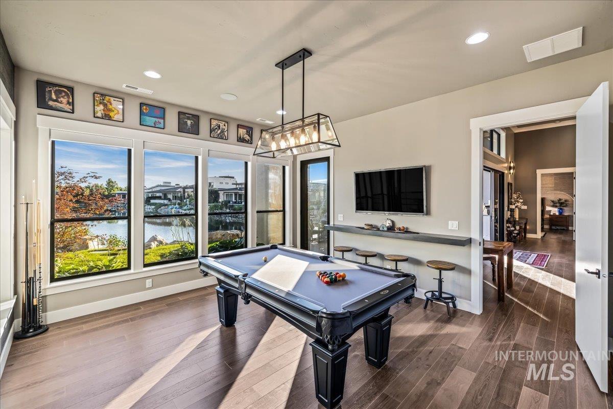 1950 E Lone Shore Lane, Eagle, Idaho 83616, 3 Bedrooms, 2.5 Bathrooms, Residential For Sale, Price $2,079,988,MLS 98967043