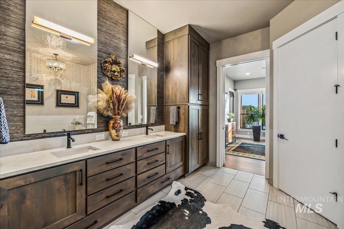 1950 E Lone Shore Lane, Eagle, Idaho 83616, 3 Bedrooms, 2.5 Bathrooms, Residential For Sale, Price $2,079,988,MLS 98967043