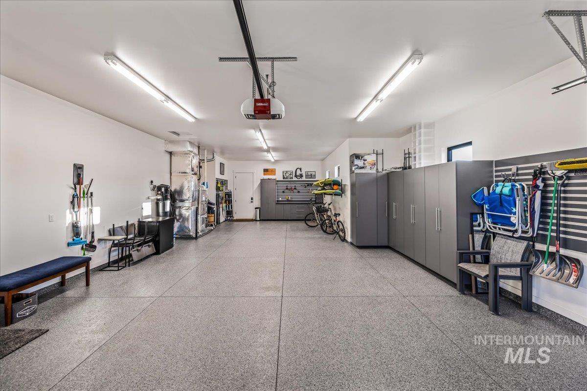 1950 E Lone Shore Lane, Eagle, Idaho 83616, 3 Bedrooms, 2.5 Bathrooms, Residential For Sale, Price $2,079,988,MLS 98967043