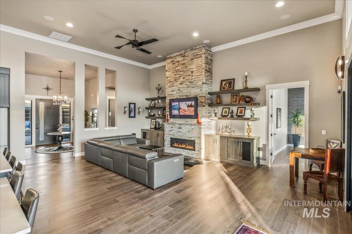 1950 E Lone Shore Lane, Eagle, Idaho 83616, 3 Bedrooms, 2.5 Bathrooms, Residential For Sale, Price $2,079,988,MLS 98967043