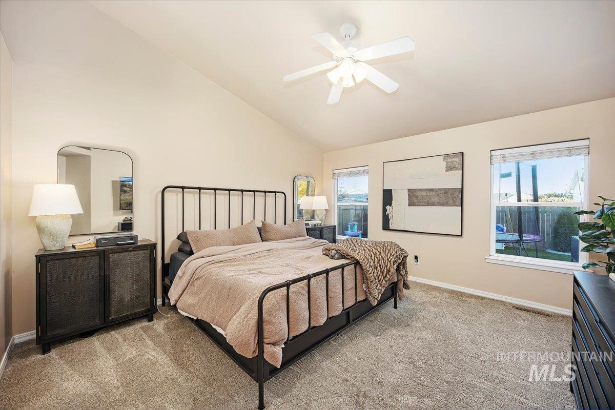 524 Meadowlark Way, Twin Falls, Idaho 83301-6820, 4 Bedrooms, 2 Bathrooms, Residential For Sale, Price $424,900,MLS 98967047