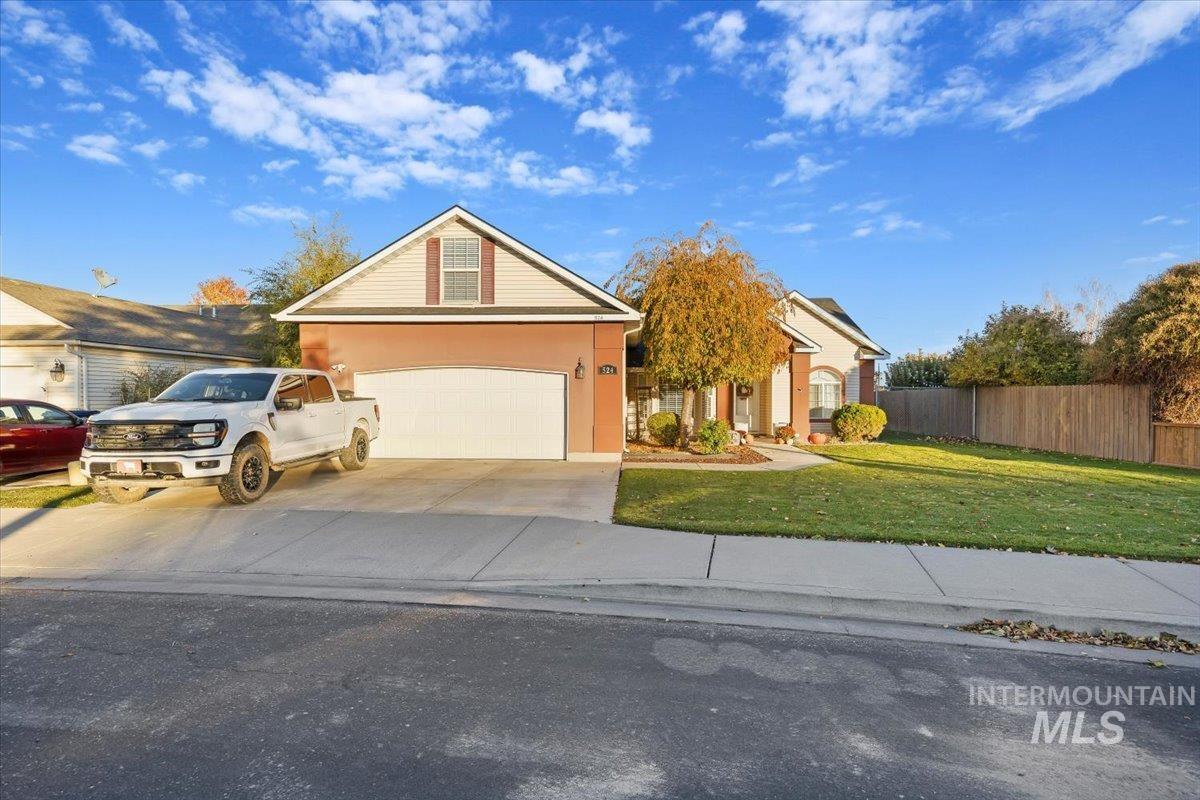 524 Meadowlark Way, Twin Falls, Idaho 83301-6820, 4 Bedrooms, 2 Bathrooms, Residential For Sale, Price $424,900,MLS 98967047