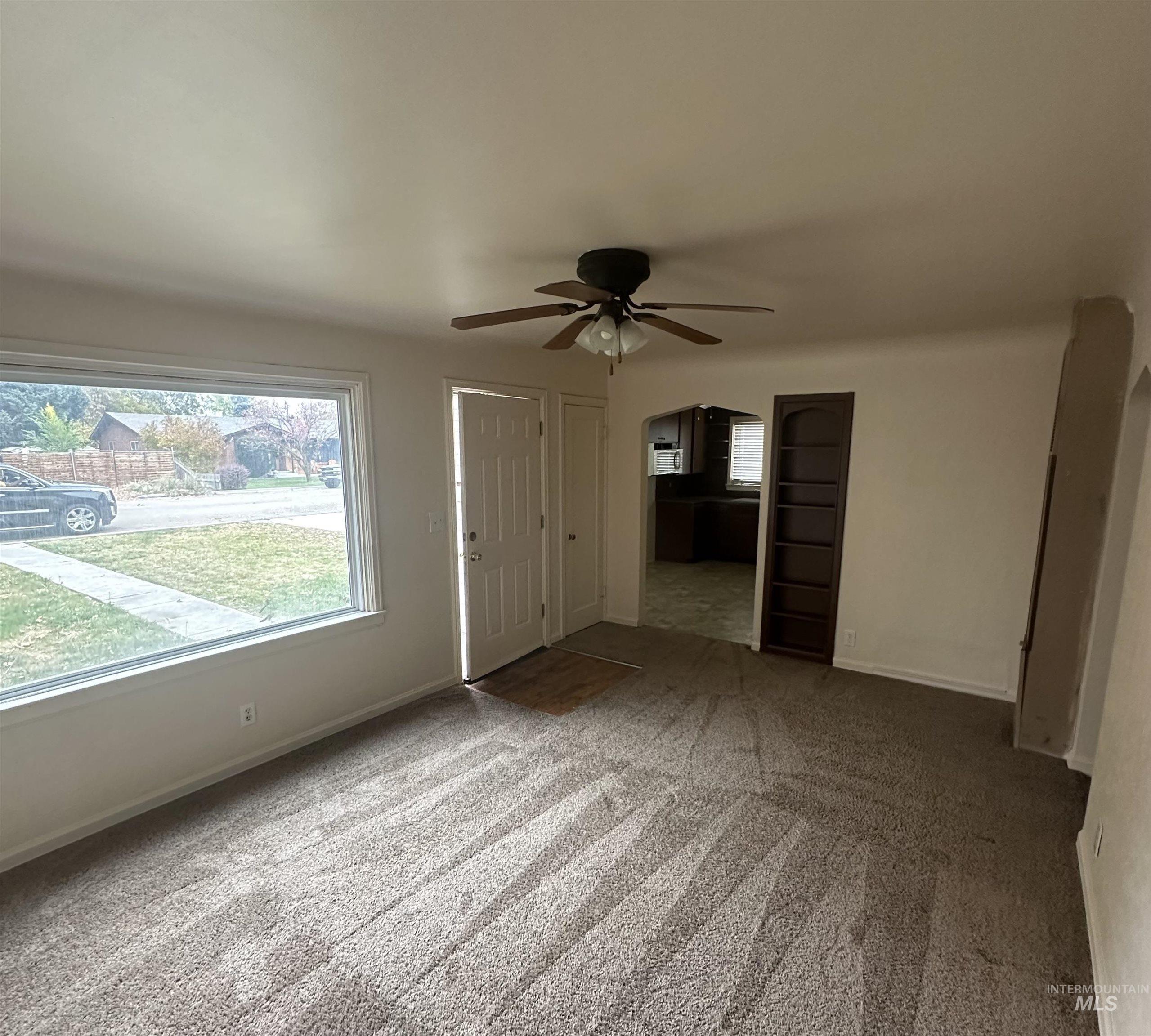 111 S Almond Street, Nampa, Idaho 83686, 2 Bedrooms, 1 Bathroom, Residential For Sale, Price $299,000,MLS 98967052