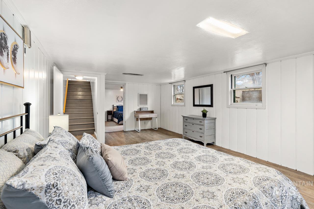 92 N Yale St, Nampa, Idaho 83651, 4 Bedrooms, 2 Bathrooms, Residential For Sale, Price $444,900,MLS 98967053