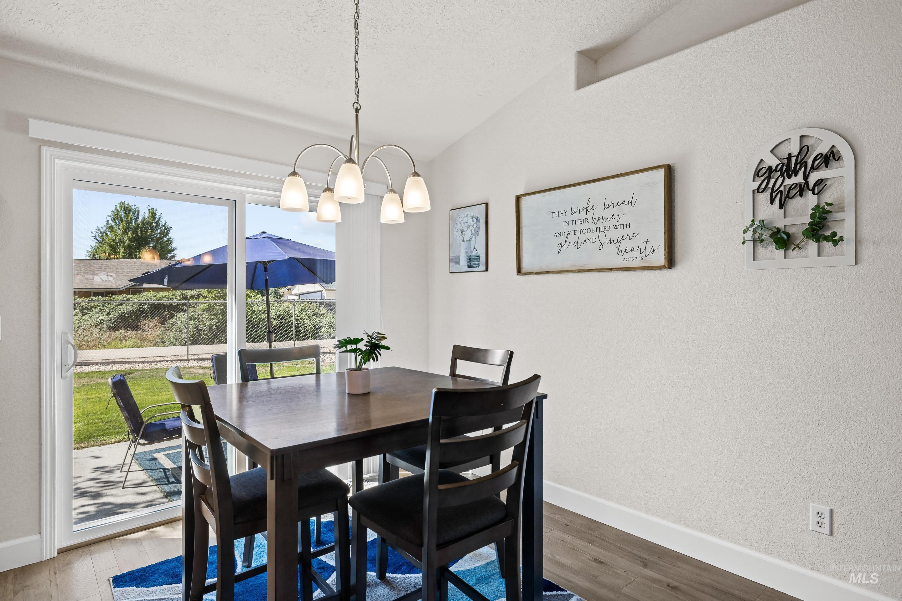 725 E Badley Ave, Meridian, Idaho 83642, 3 Bedrooms, 2 Bathrooms, Residential For Sale, Price $424,990,MLS 98967054