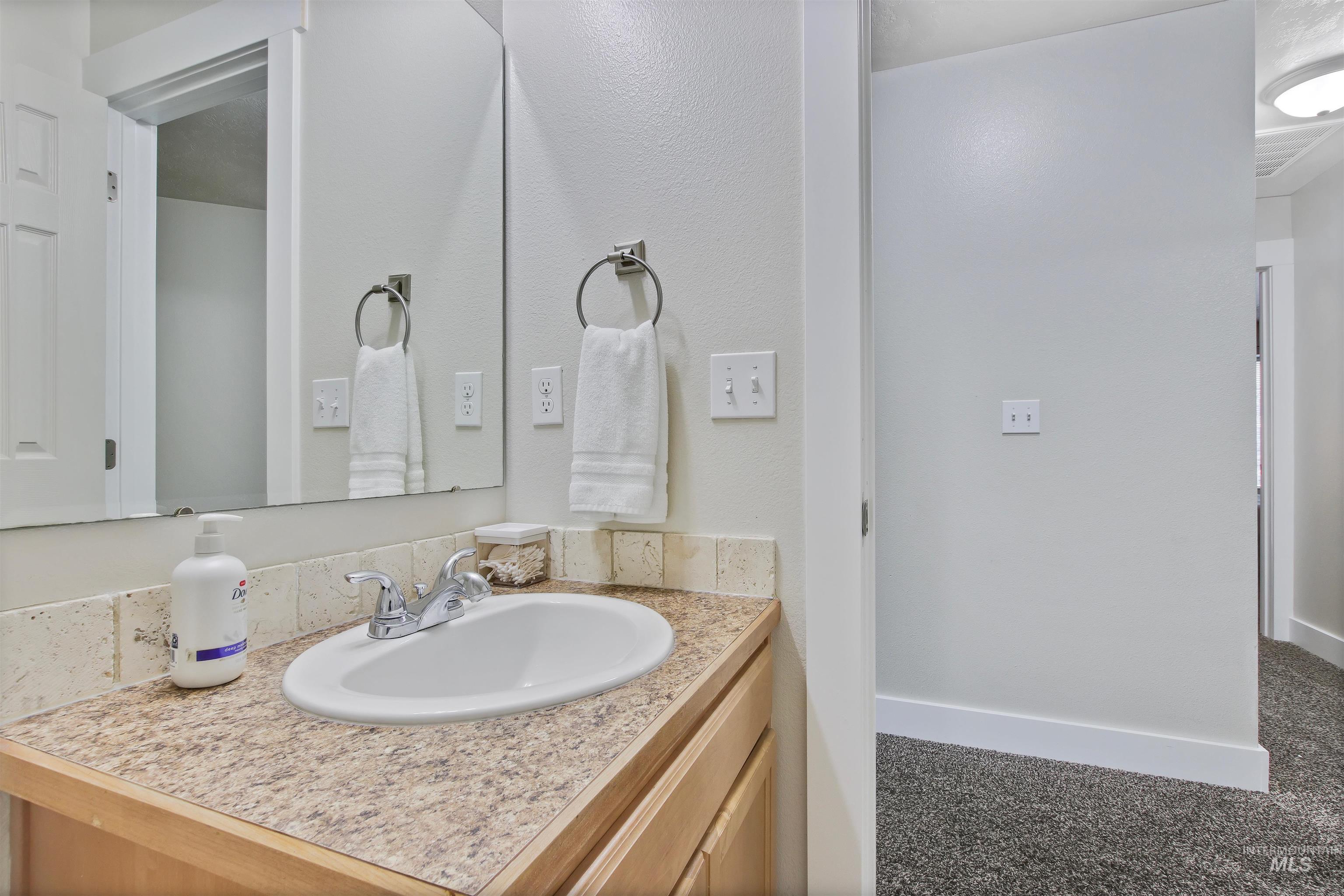 3462 N Lancer Ave, Boise, Idaho 83713, 4 Bedrooms, 2.5 Bathrooms, Residential For Sale, Price $489,900,MLS 98967062