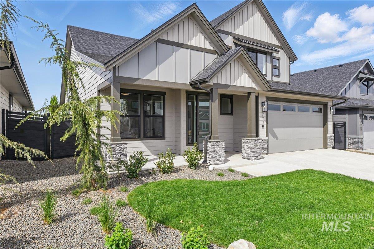 7779 W Daybreak Run Ct, Meridian, Idaho 83646, 4 Bedrooms, 2.5 Bathrooms, Residential For Sale, Price $599,900,MLS 98967076