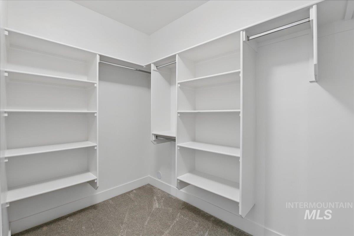 7779 W Daybreak Run Ct, Meridian, Idaho 83646, 4 Bedrooms, 2.5 Bathrooms, Residential For Sale, Price $599,900,MLS 98967076