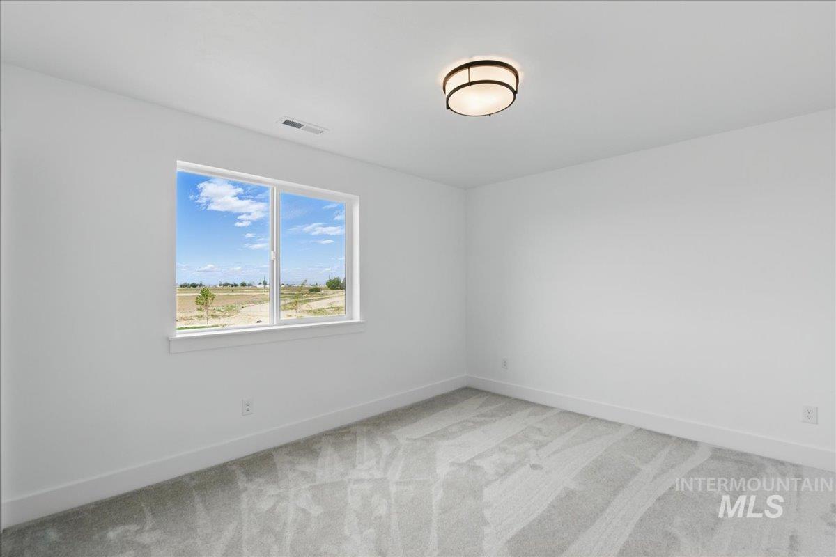 7779 W Daybreak Run Ct, Meridian, Idaho 83646, 4 Bedrooms, 2.5 Bathrooms, Residential For Sale, Price $599,900,MLS 98967076