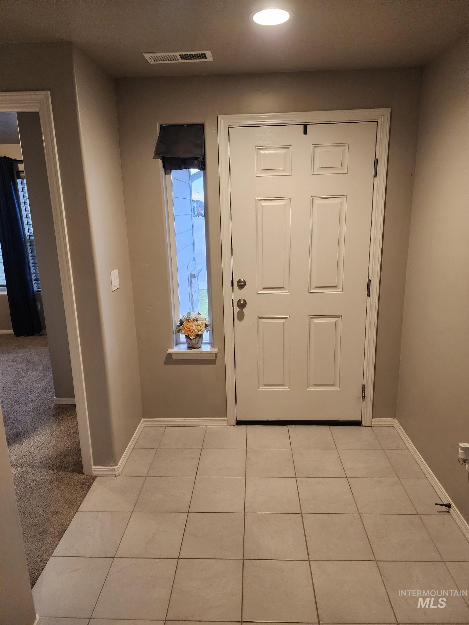 1124 N Ryde, Kuna, Idaho 83634, 3 Bedrooms, 2 Bathrooms, Residential For Sale, Price $433,900,MLS 98967086