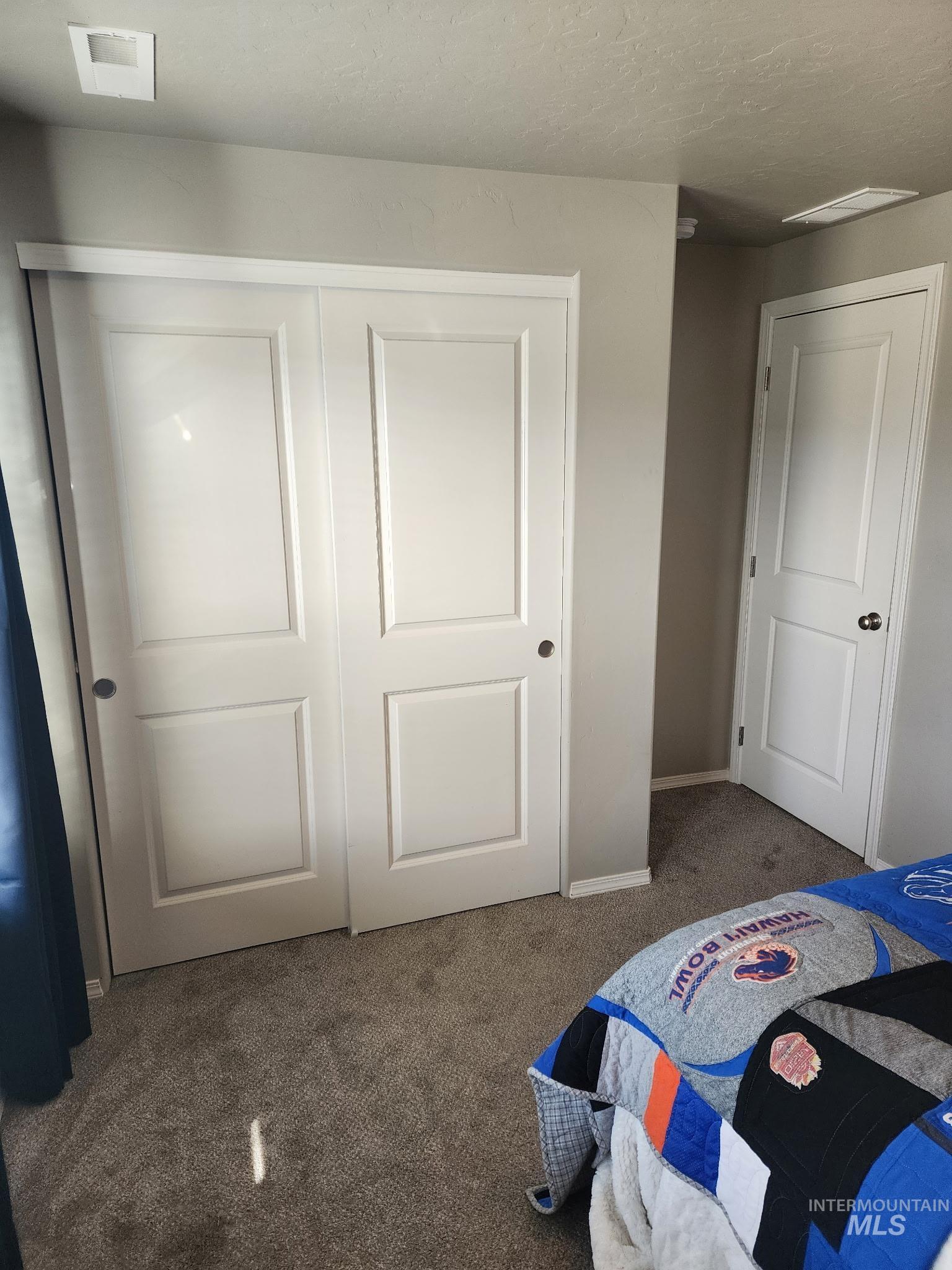 1124 N Ryde, Kuna, Idaho 83634, 3 Bedrooms, 2 Bathrooms, Residential For Sale, Price $433,900,MLS 98967086