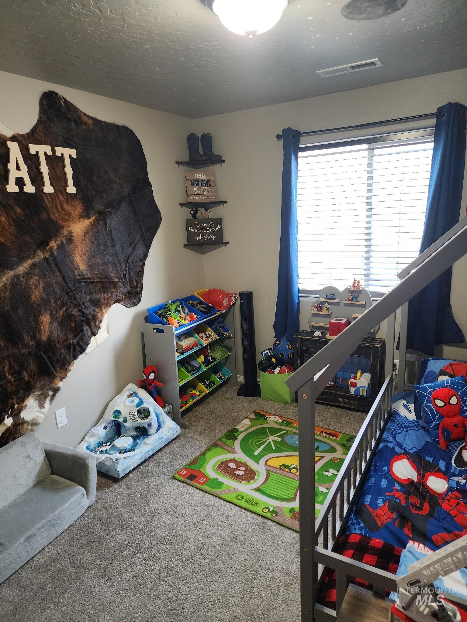 1124 N Ryde, Kuna, Idaho 83634, 3 Bedrooms, 2 Bathrooms, Residential For Sale, Price $433,900,MLS 98967086