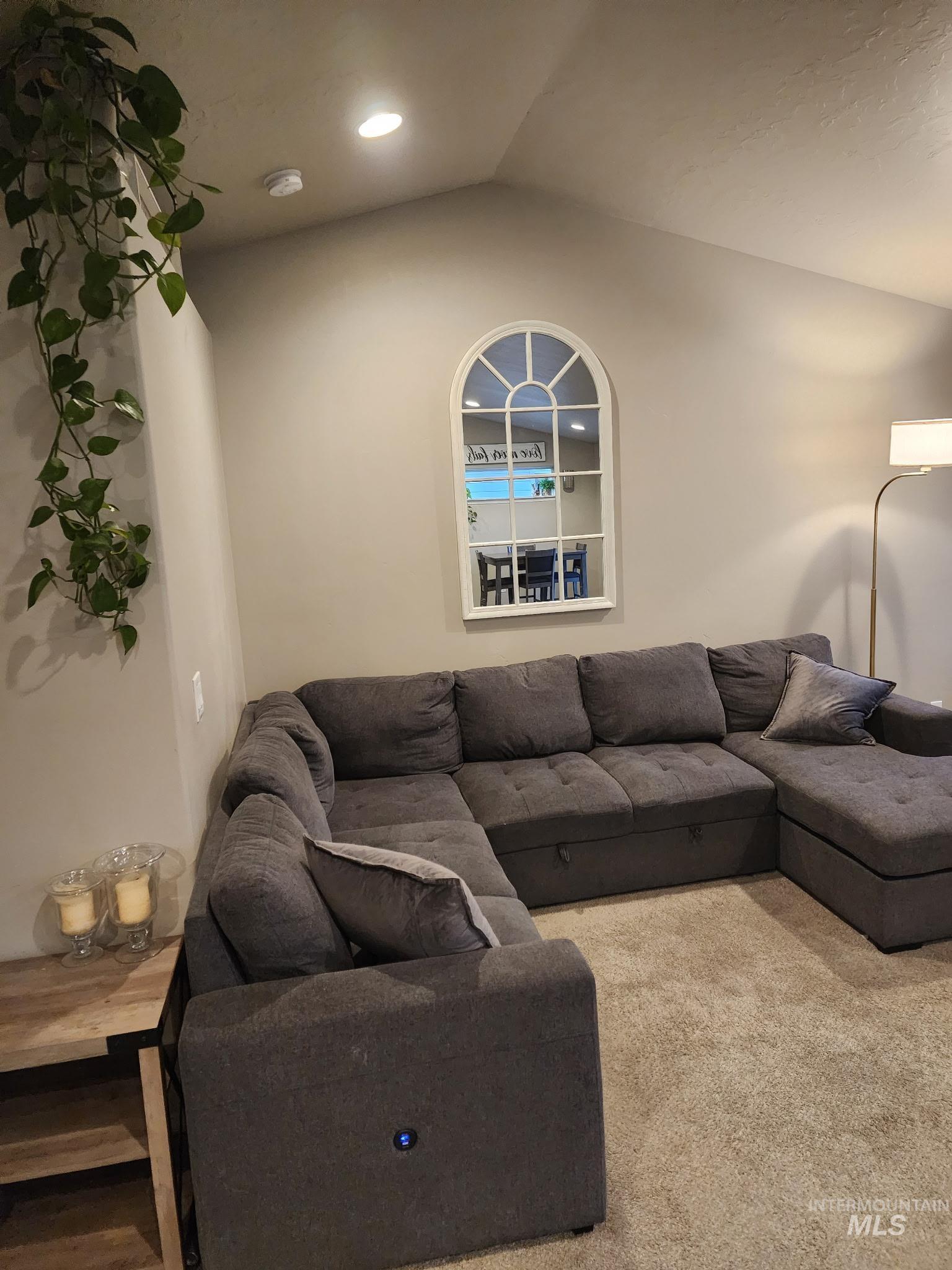 1124 N Ryde, Kuna, Idaho 83634, 3 Bedrooms, 2 Bathrooms, Residential For Sale, Price $433,900,MLS 98967086