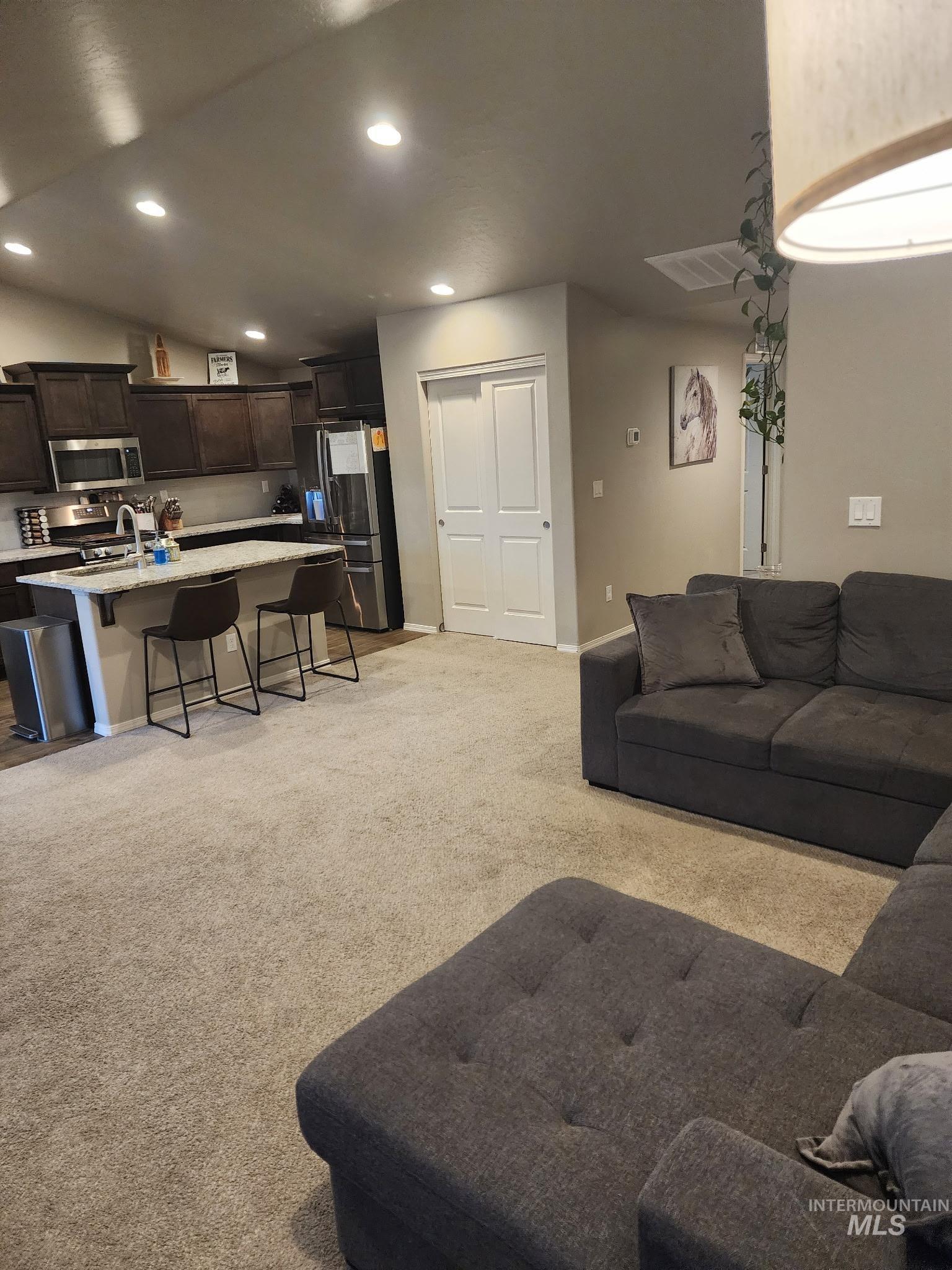 1124 N Ryde, Kuna, Idaho 83634, 3 Bedrooms, 2 Bathrooms, Residential For Sale, Price $433,900,MLS 98967086