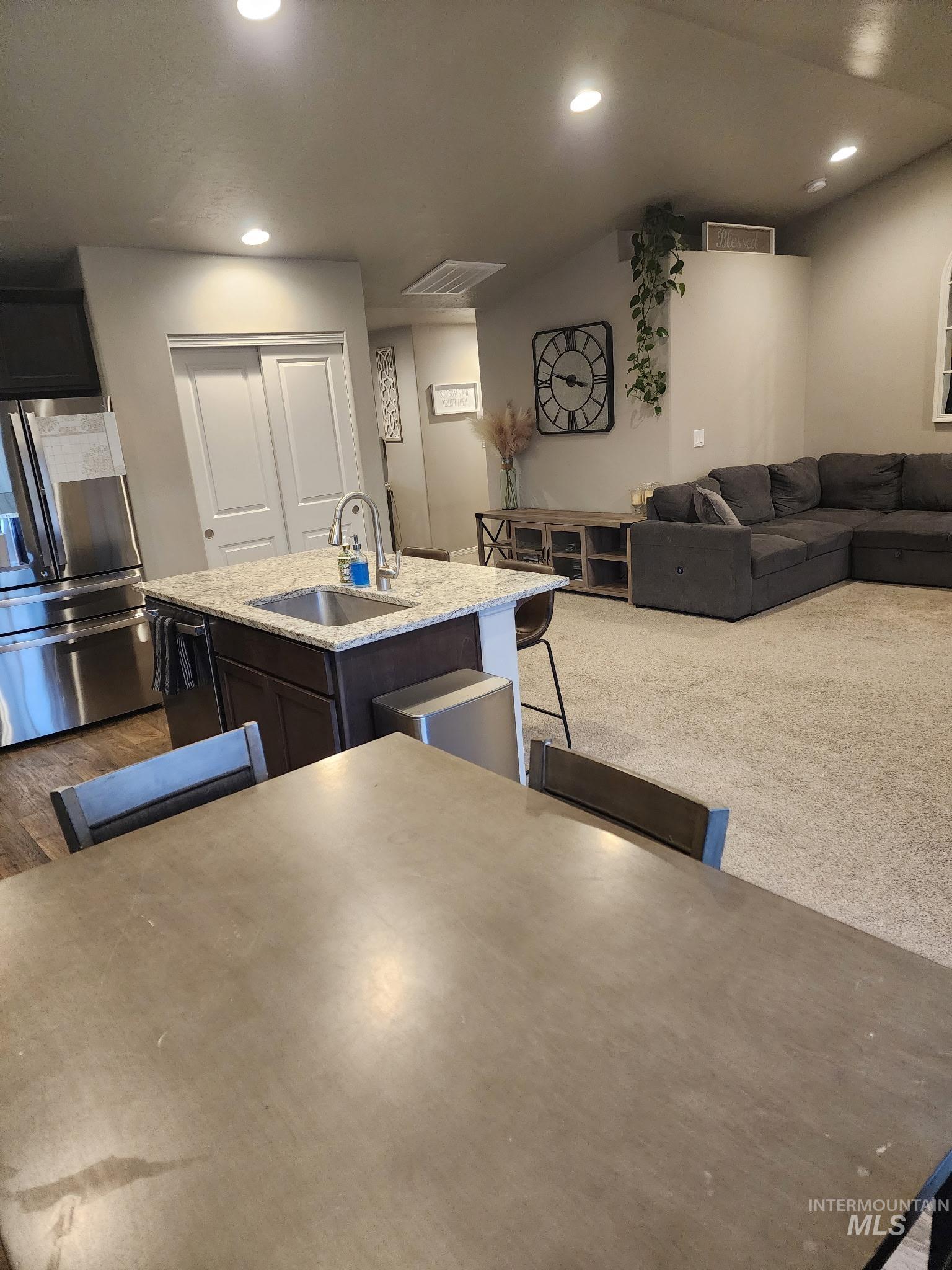 1124 N Ryde, Kuna, Idaho 83634, 3 Bedrooms, 2 Bathrooms, Residential For Sale, Price $433,900,MLS 98967086